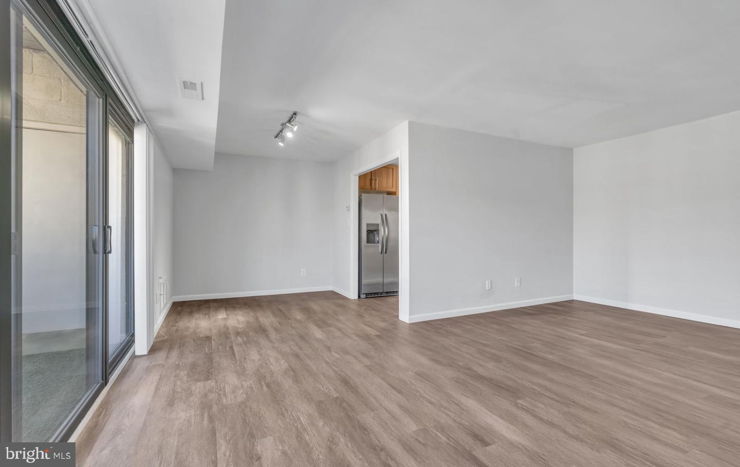 LAFAYETTE PARK CONDOMINIUM - Residential