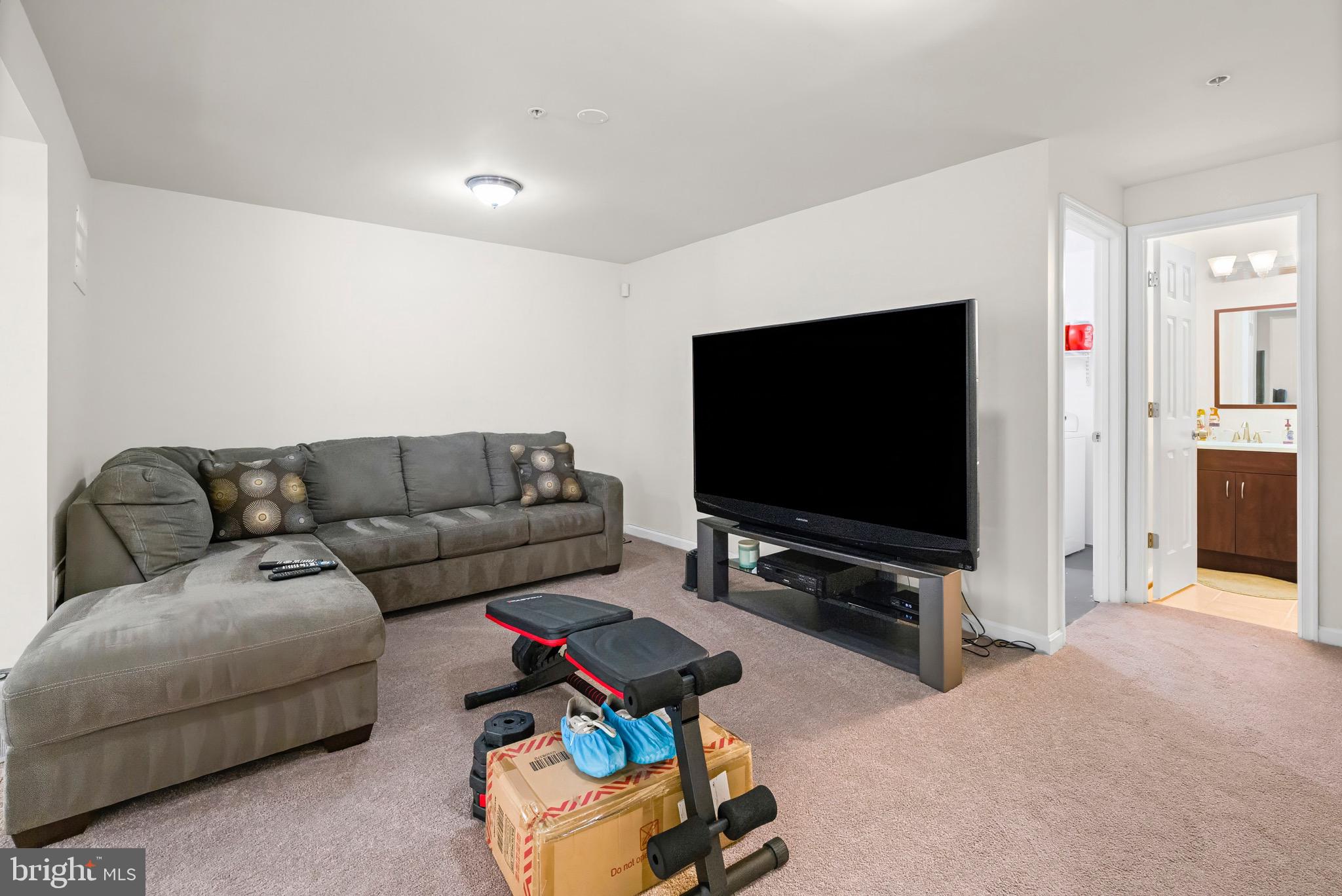 SOUTH ADDISON HGHTS TOWN - Residential