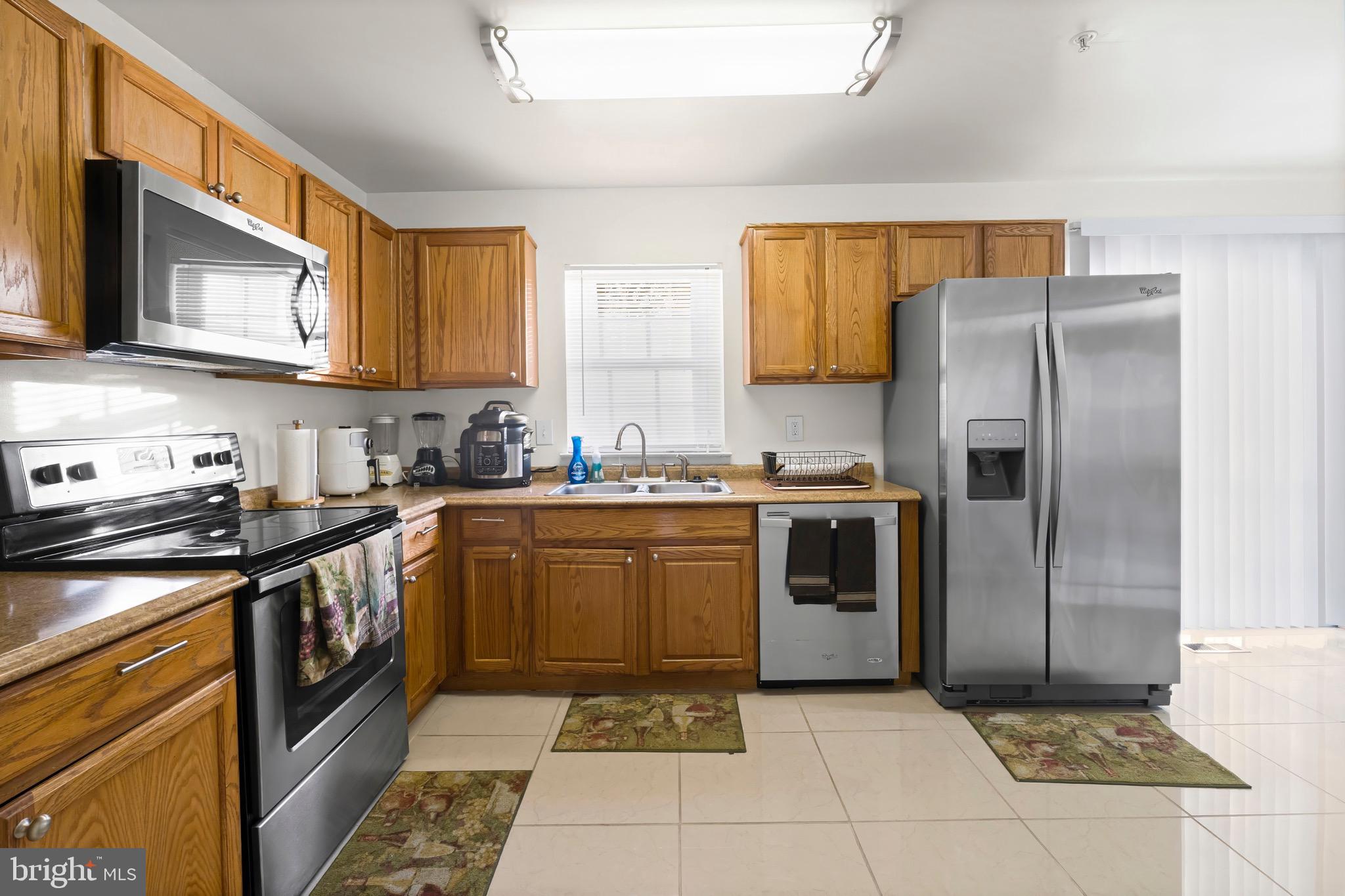 SOUTH ADDISON HGHTS TOWN - Residential