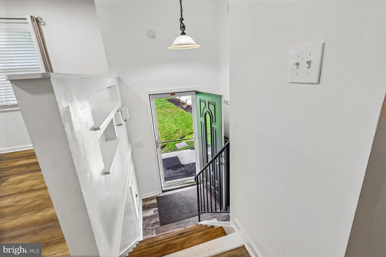 1134 CHINABERRY LANE