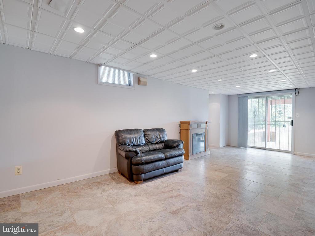 CANTERBURY ESTATES - Residential