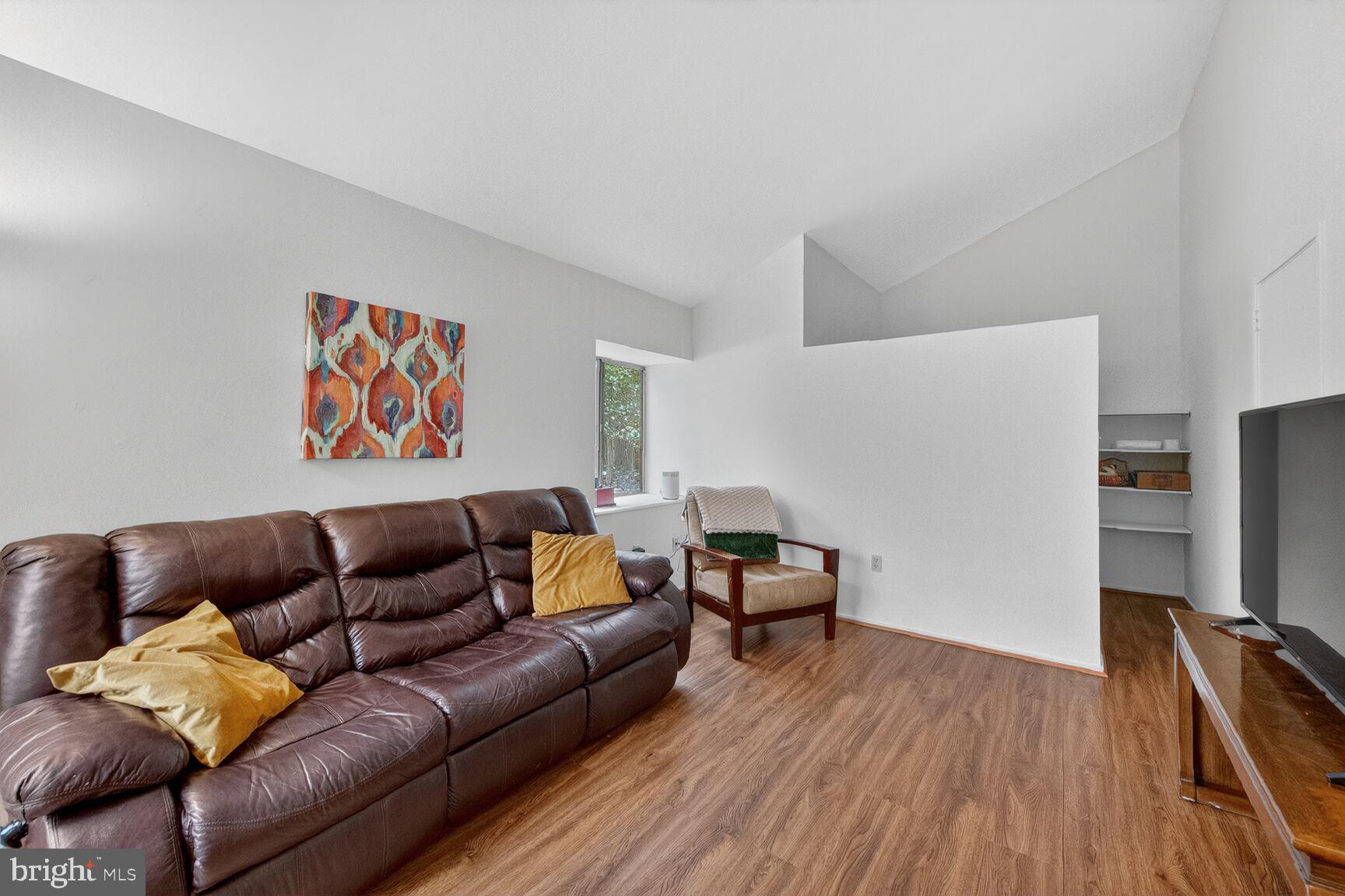 FOXVALE - Residential