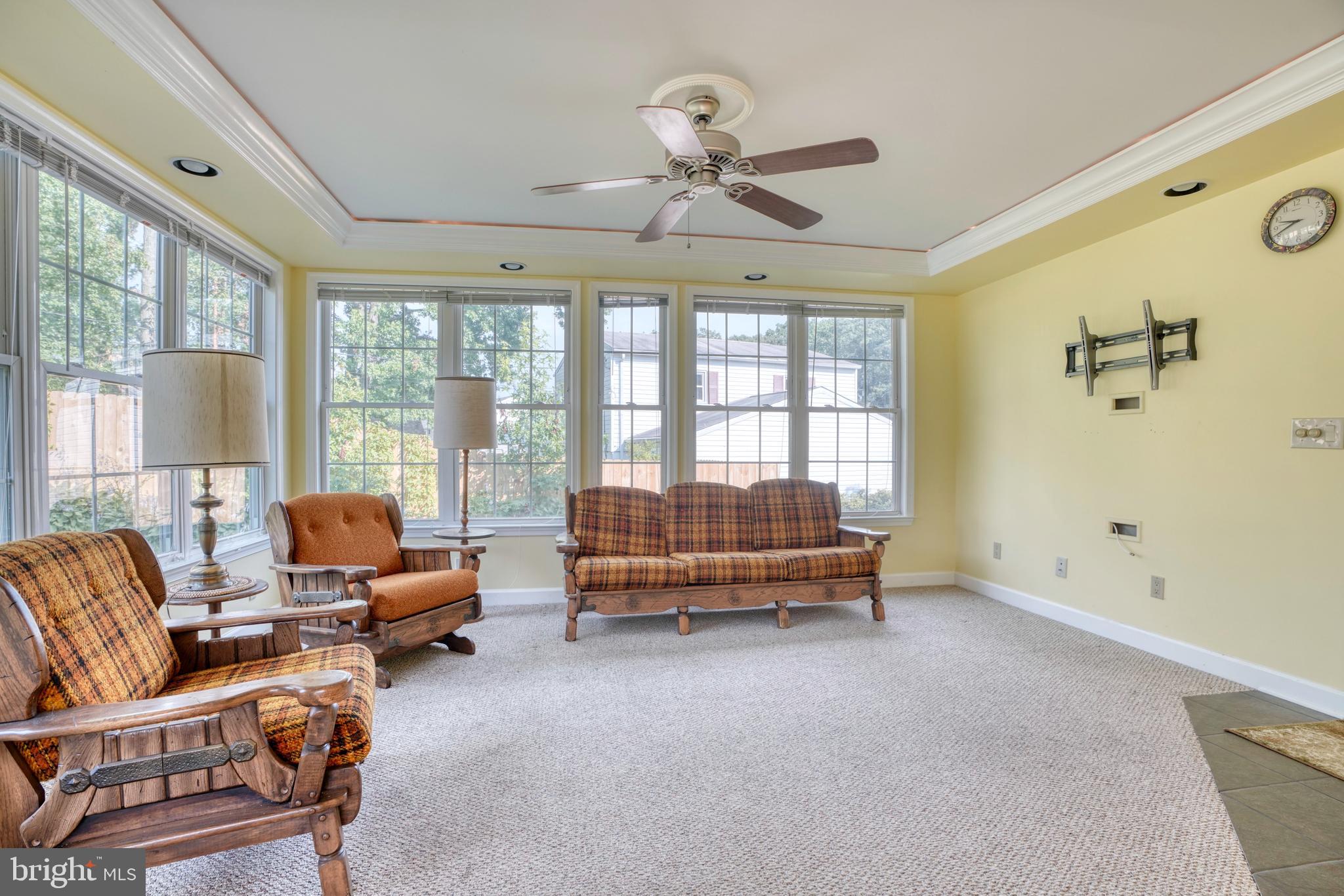 EDGE MEAD - Residential