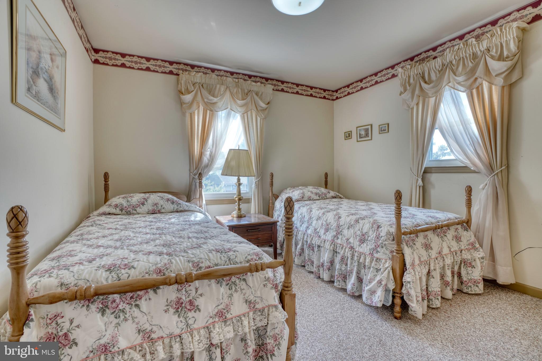 EDGE MEAD - Residential