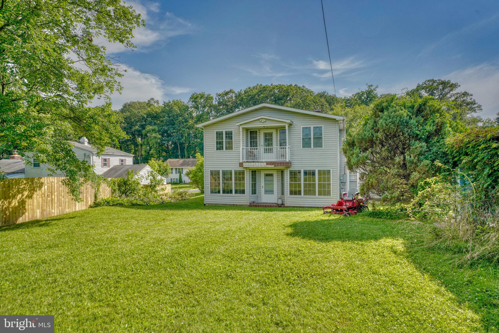 EDGE MEAD - Residential