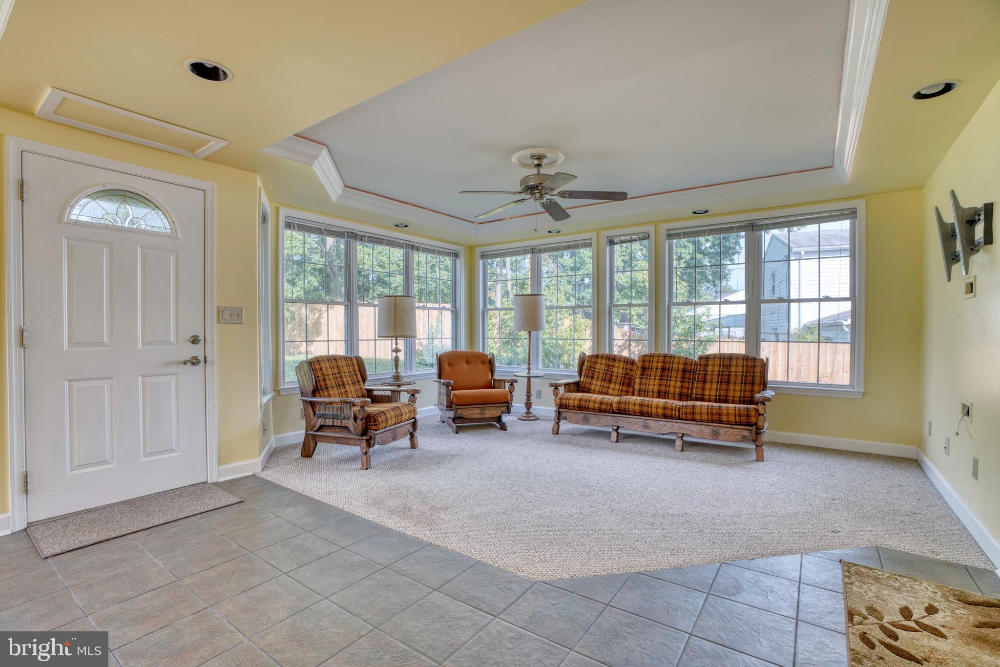 EDGE MEAD - Residential