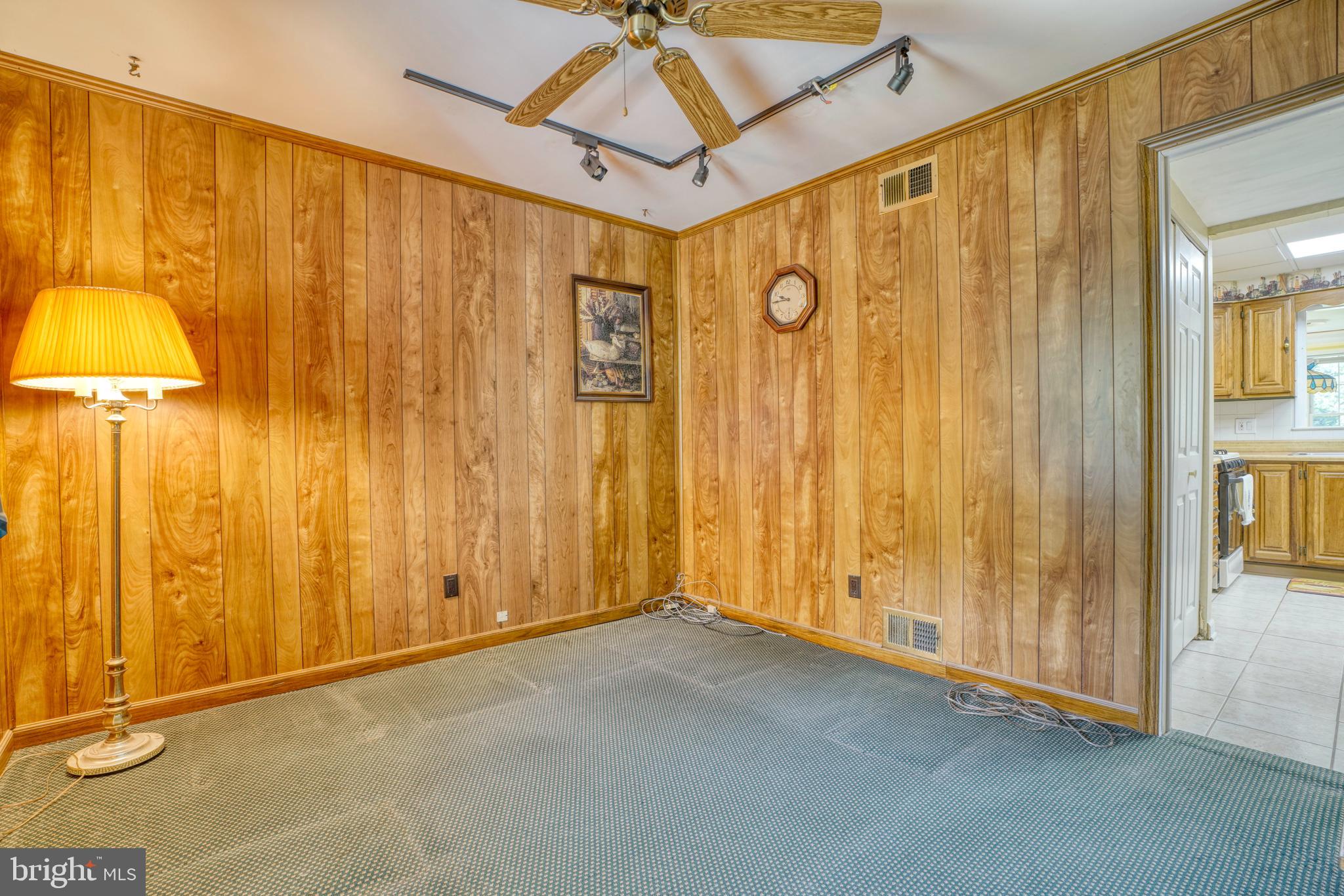 EDGE MEAD - Residential