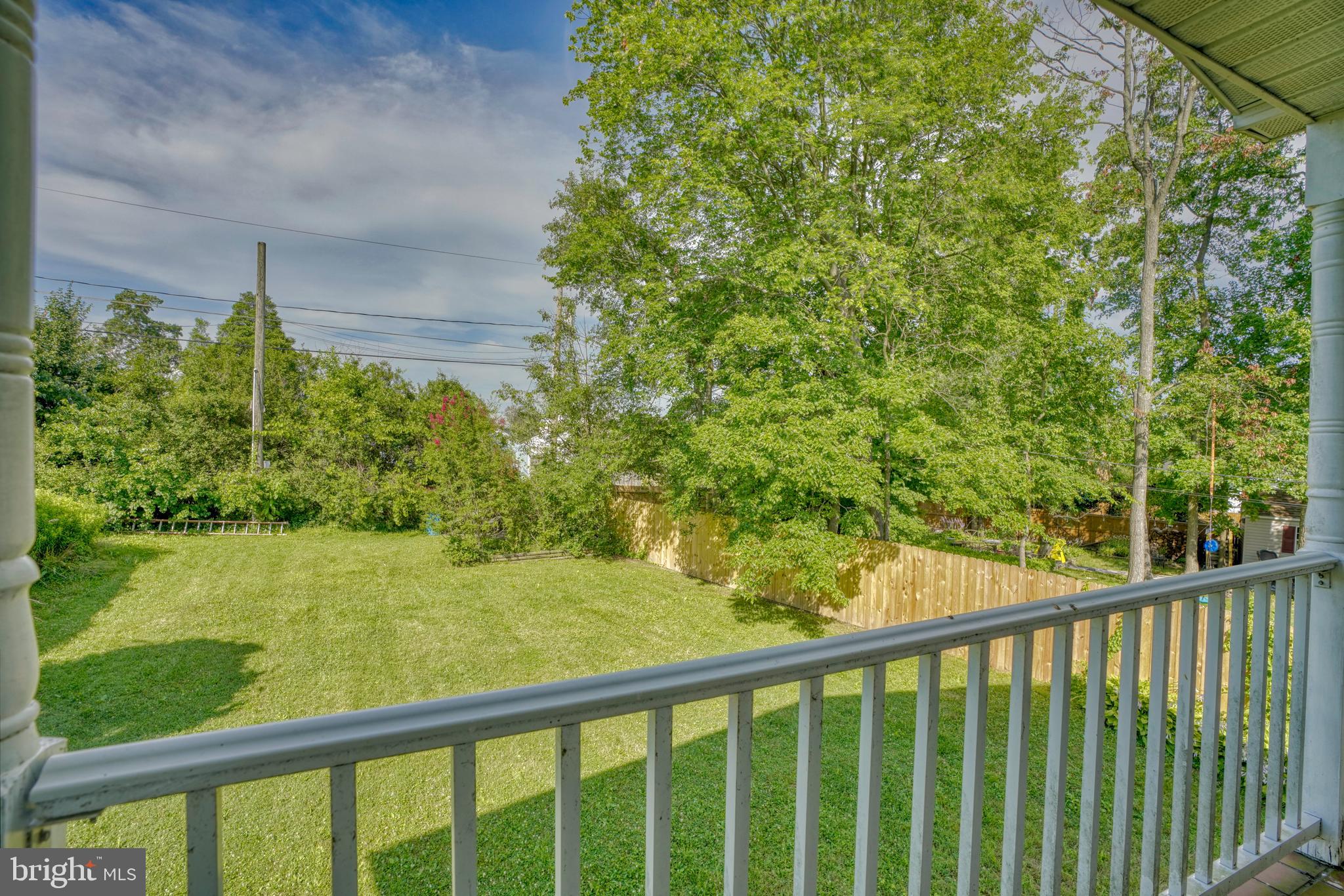 EDGE MEAD - Residential