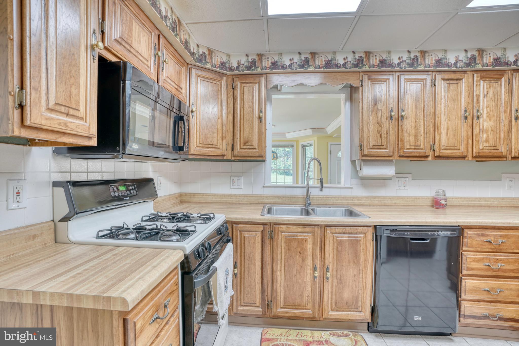 EDGE MEAD - Residential