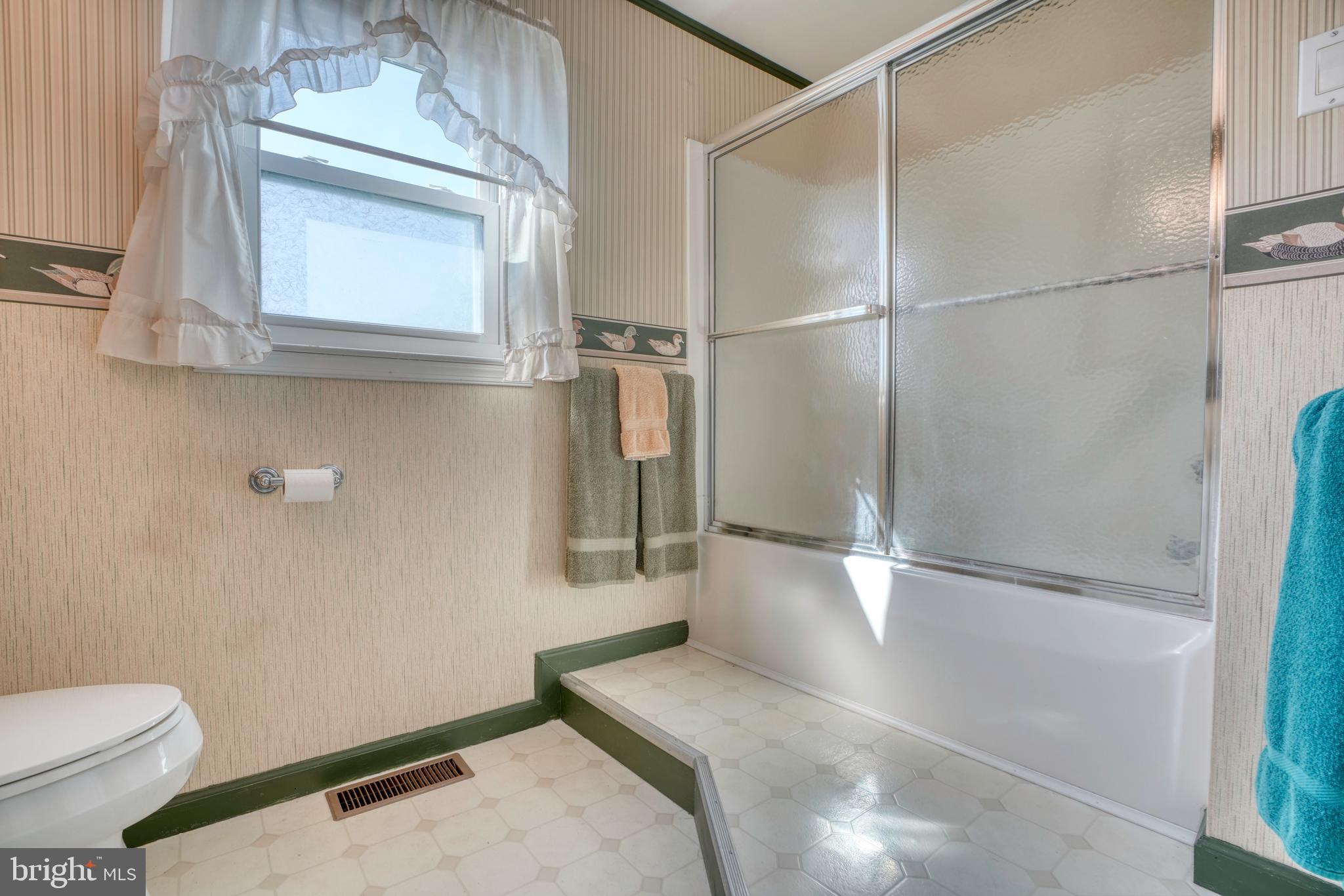 EDGE MEAD - Residential