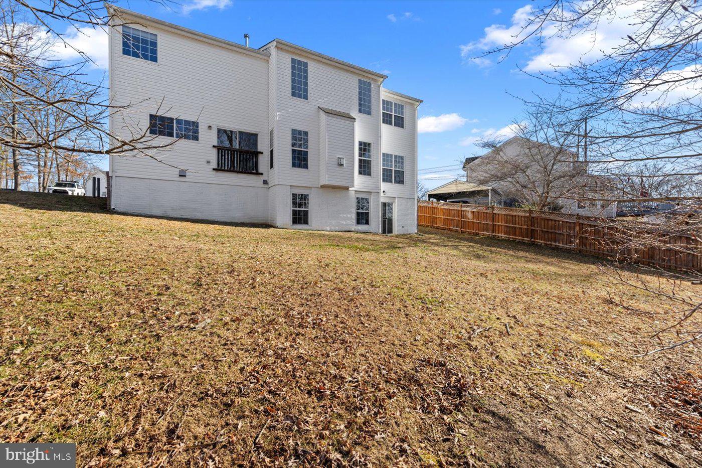 ARTILLERY RIDGE - Residential