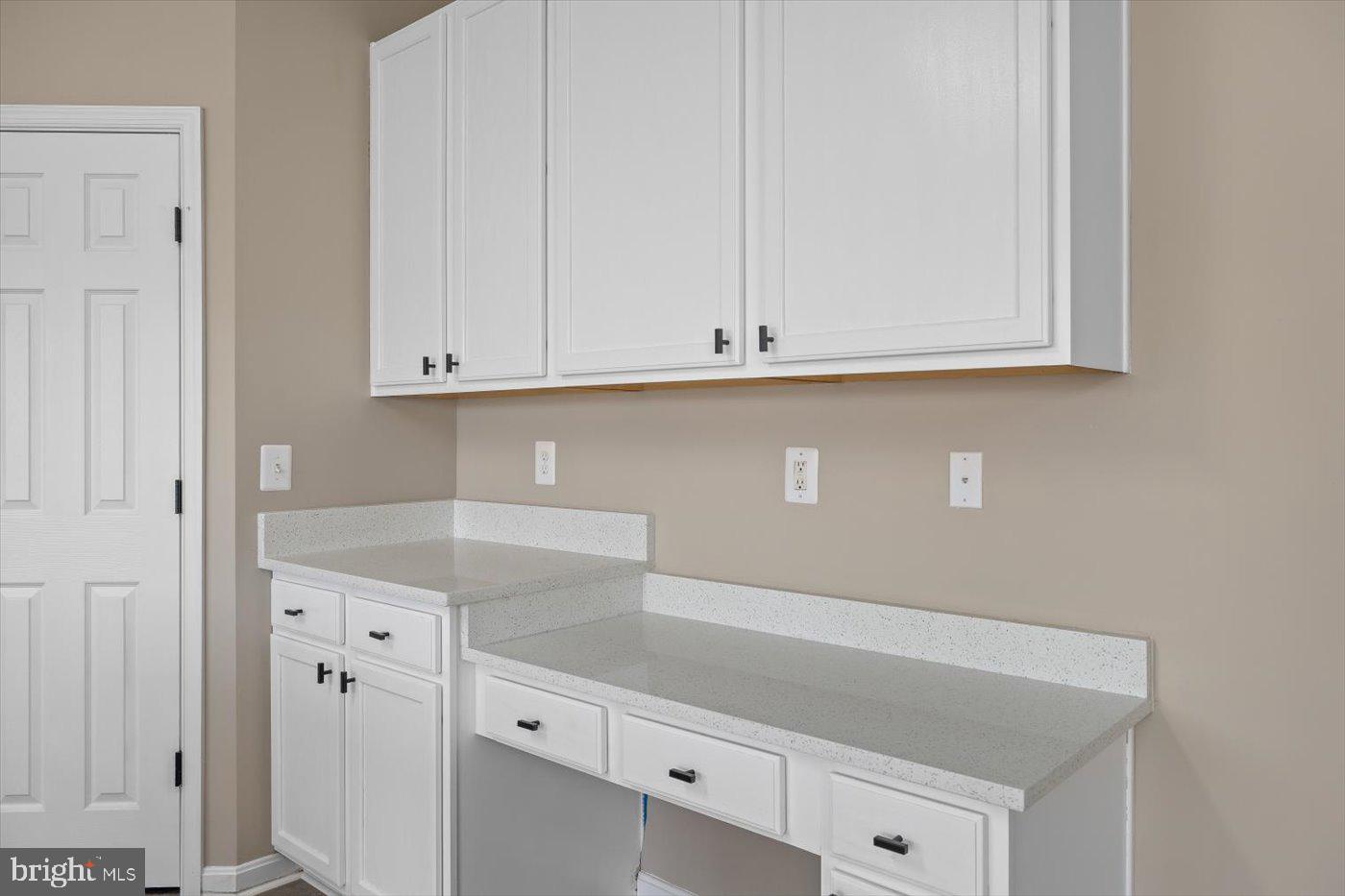 ARTILLERY RIDGE - Residential