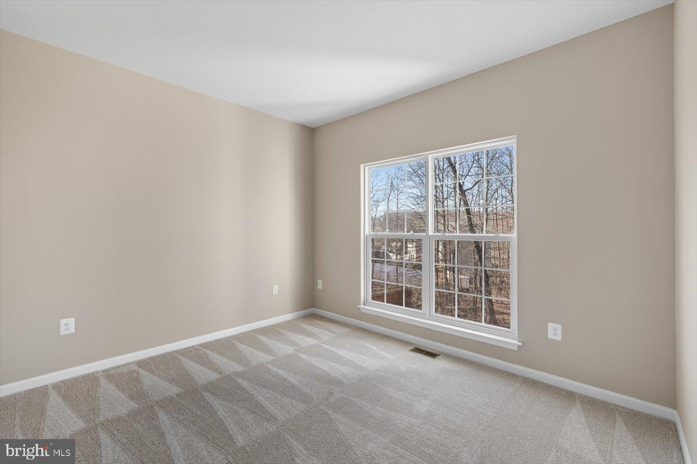 ARTILLERY RIDGE - Residential