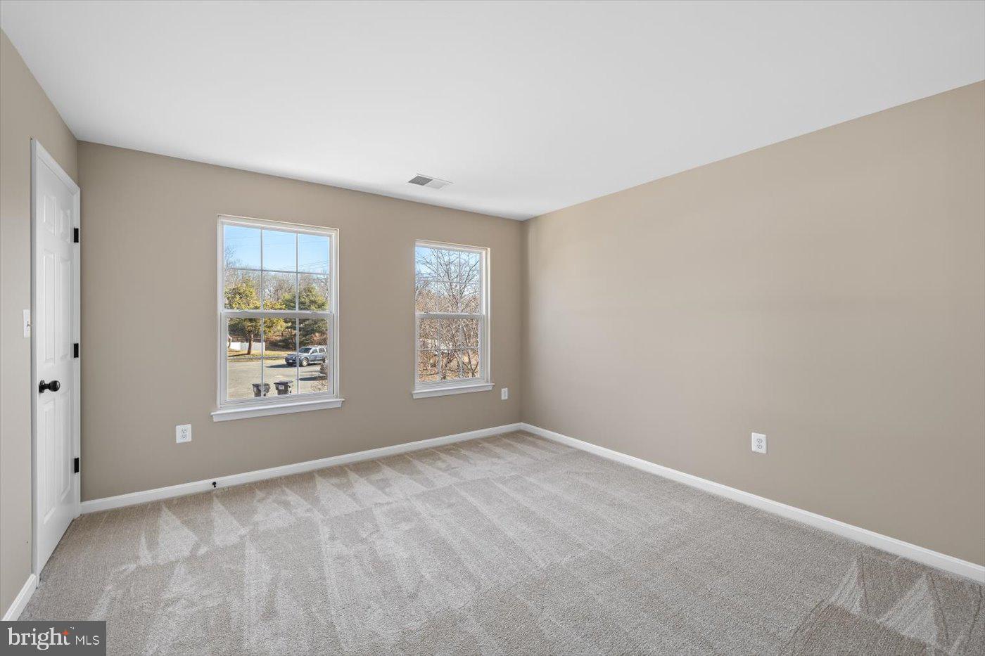 ARTILLERY RIDGE - Residential