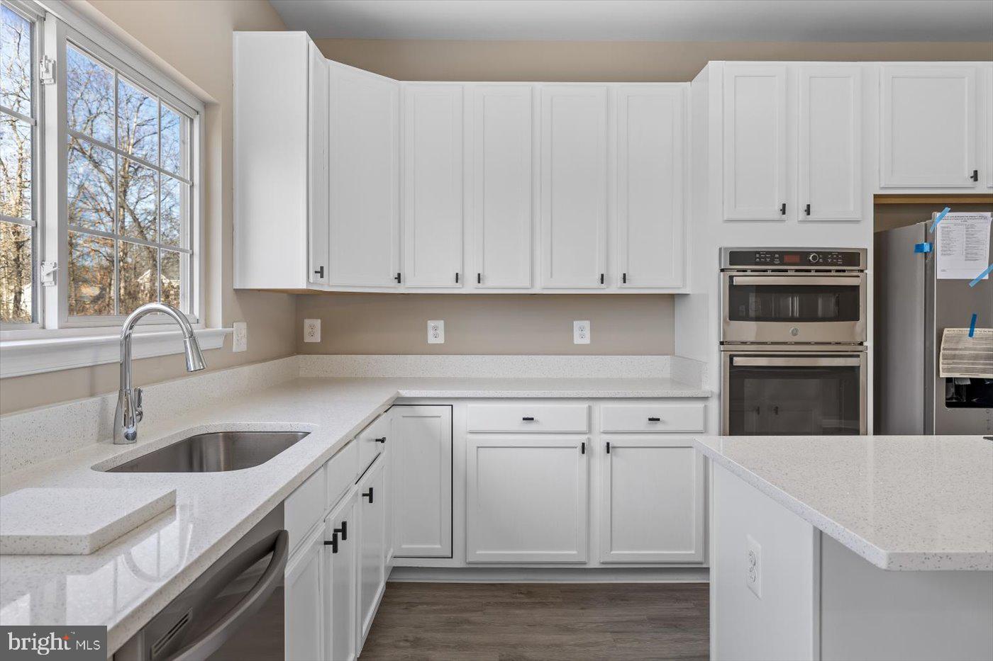 ARTILLERY RIDGE - Residential