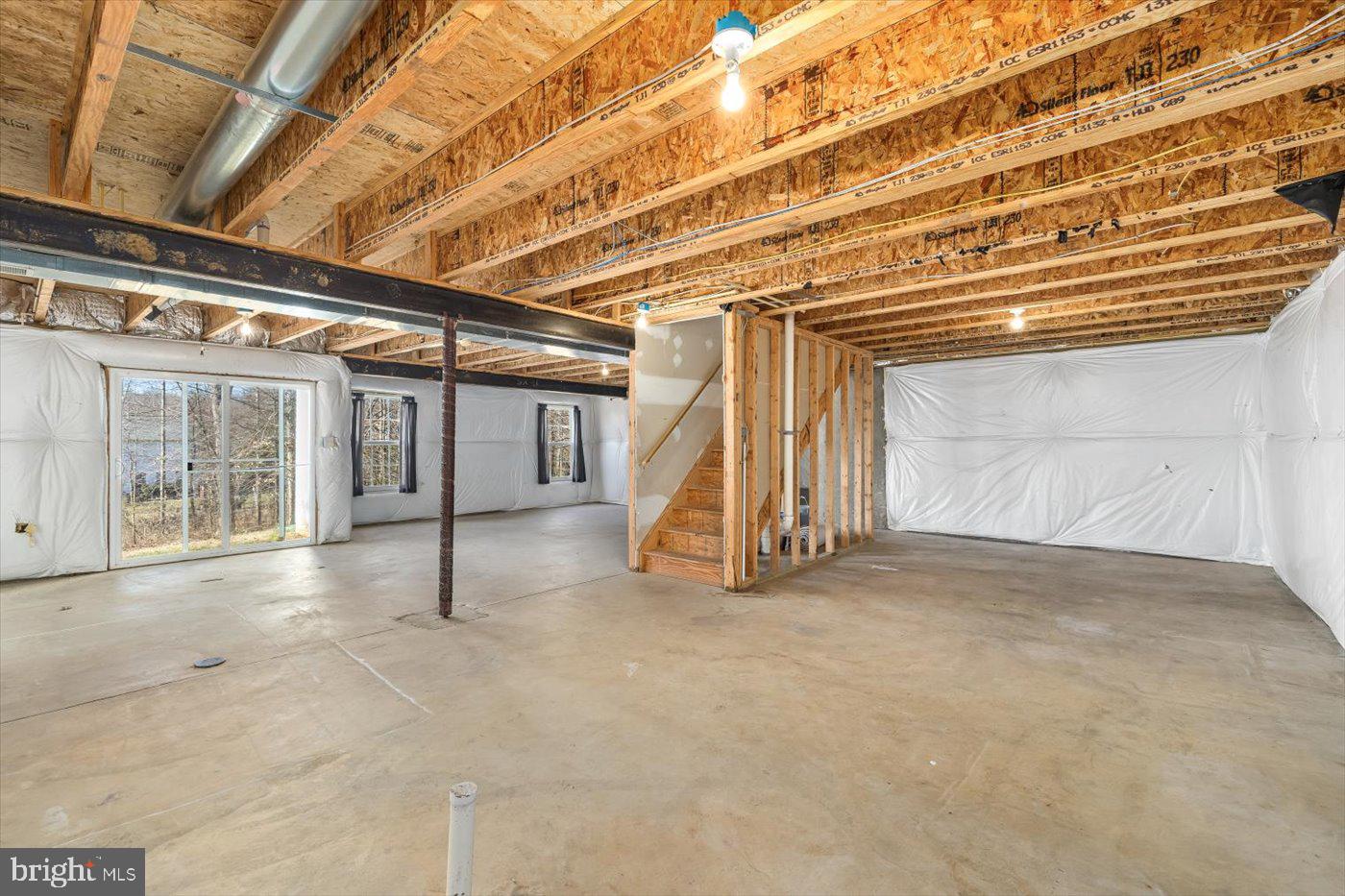 ARTILLERY RIDGE - Residential