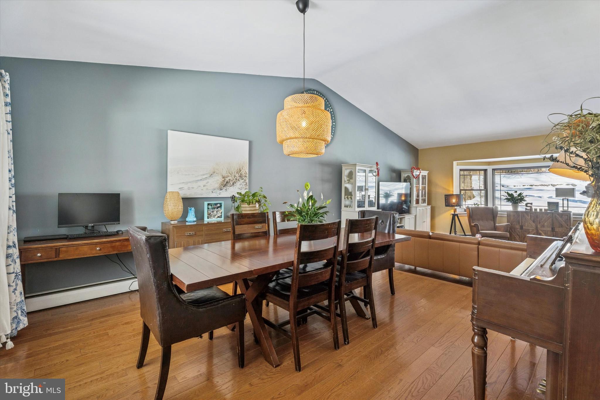 BUTTONWOOD GLEN - Residential