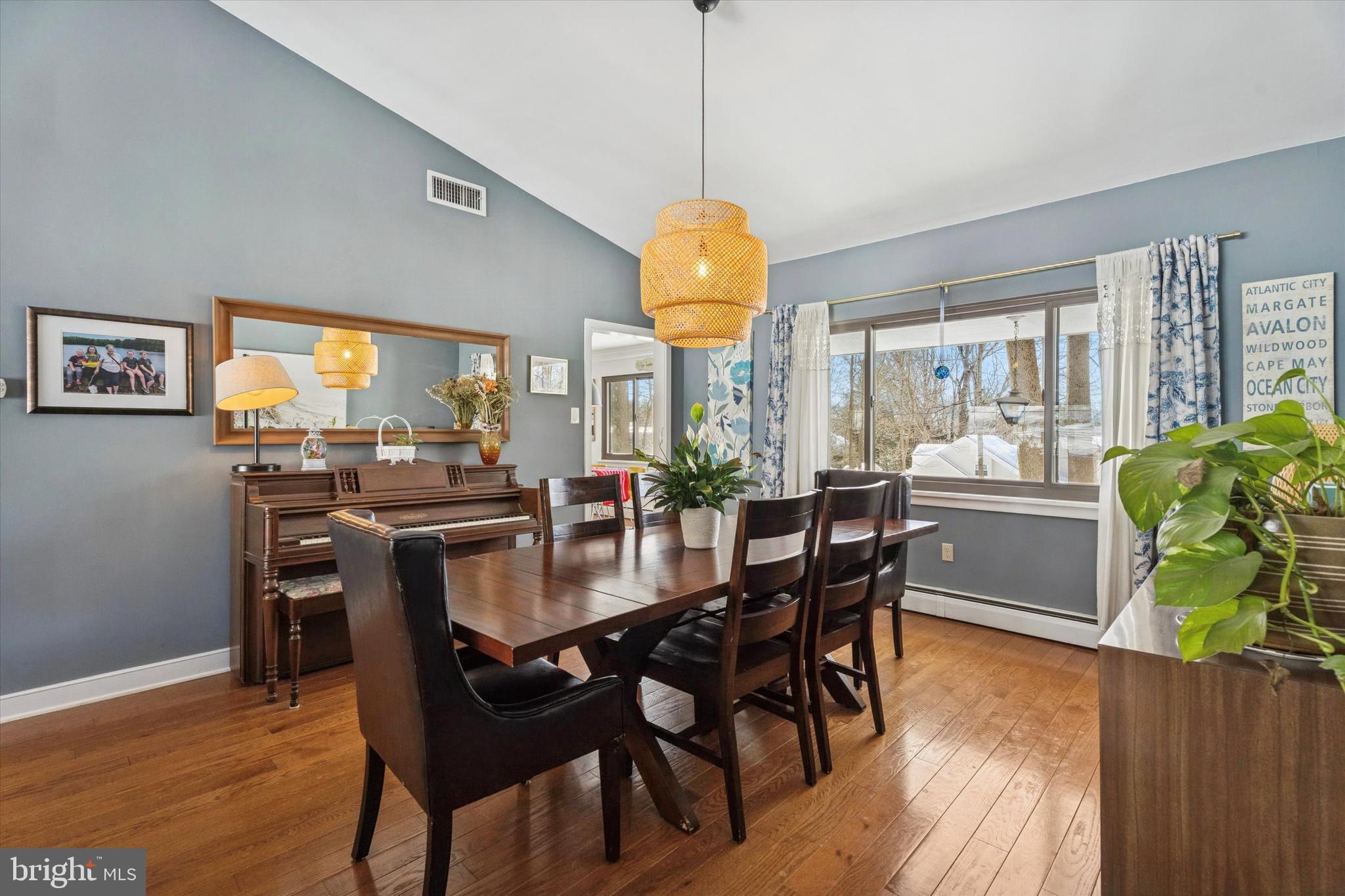 BUTTONWOOD GLEN - Residential