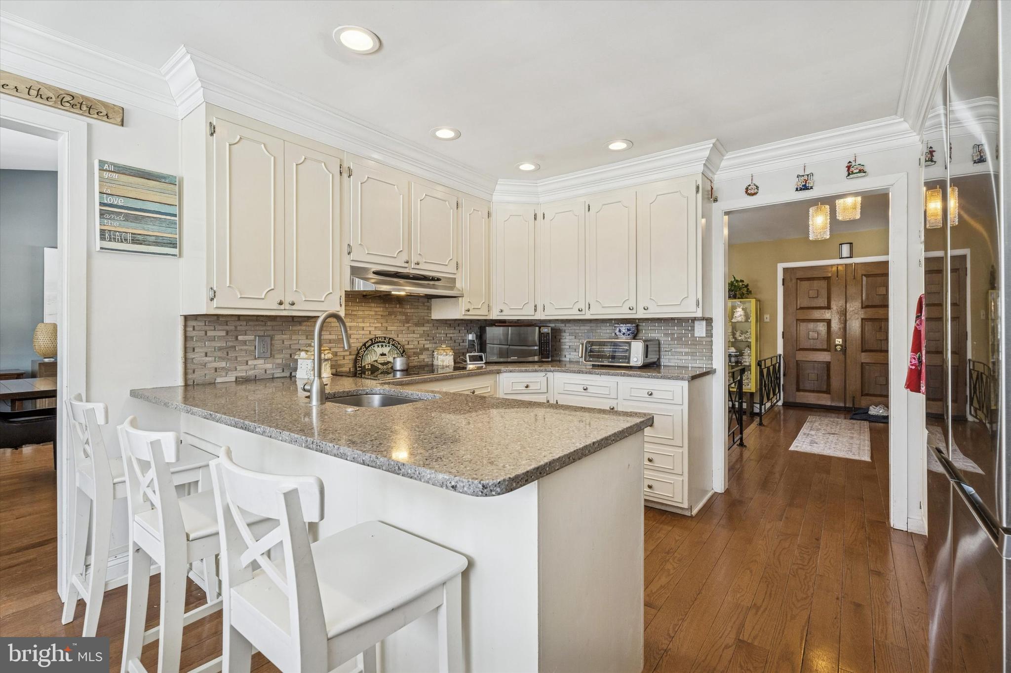 BUTTONWOOD GLEN - Residential