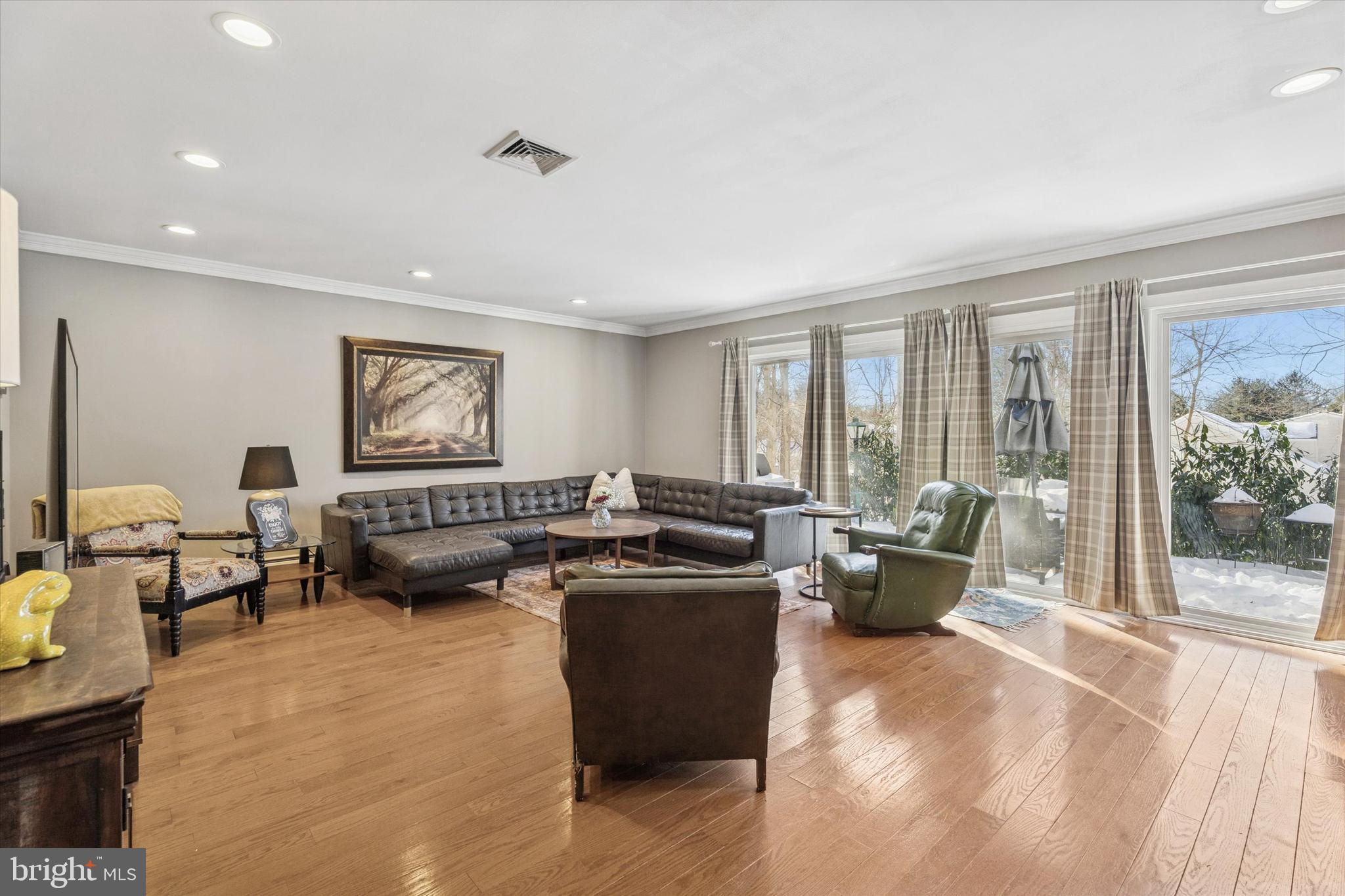 BUTTONWOOD GLEN - Residential