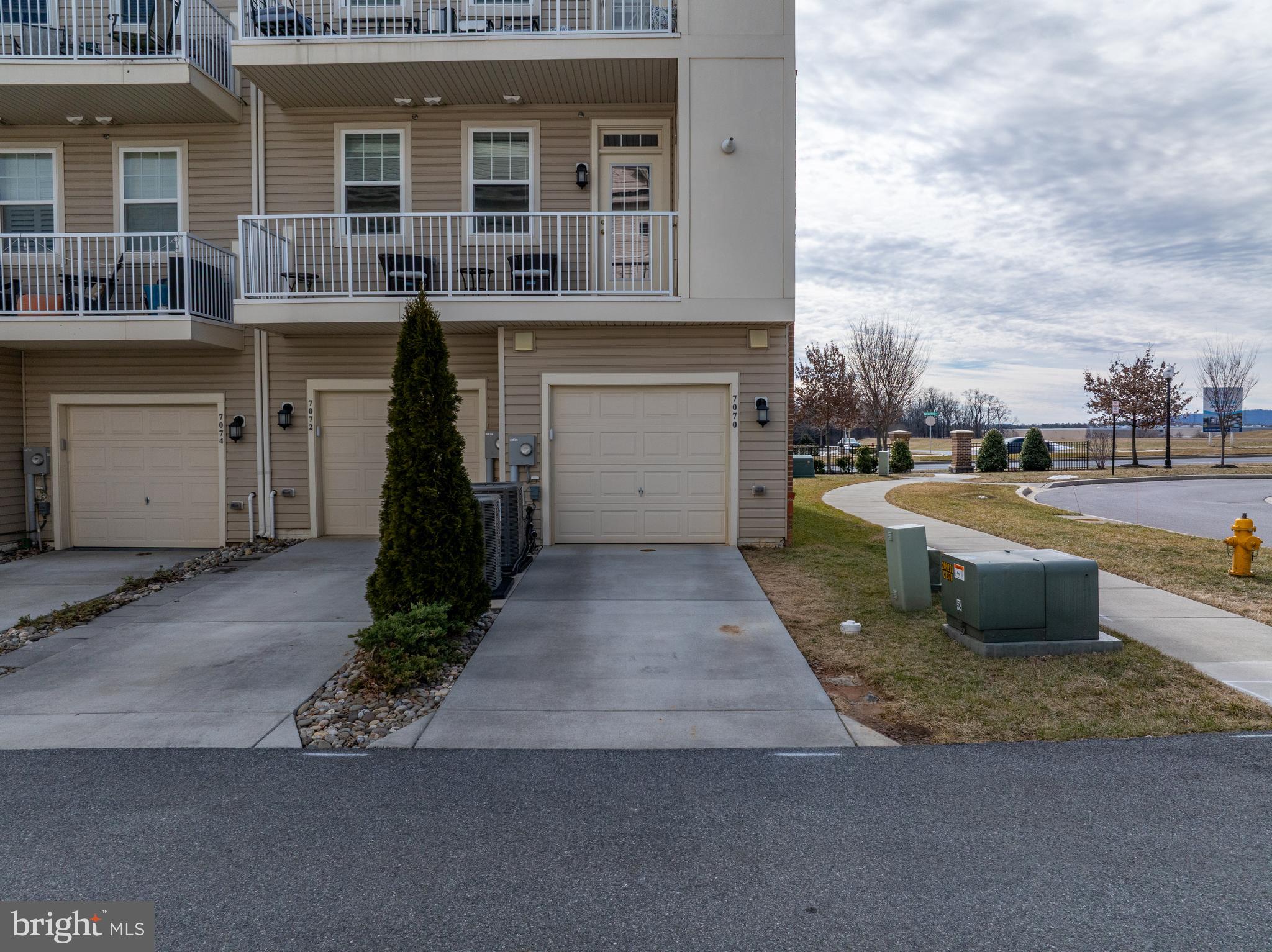 WESTVIEW SOUTH - Residential