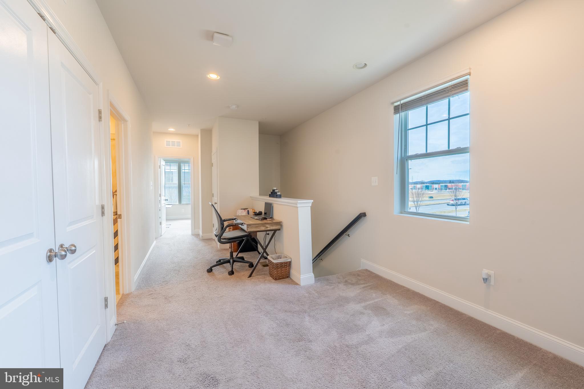 WESTVIEW SOUTH - Residential