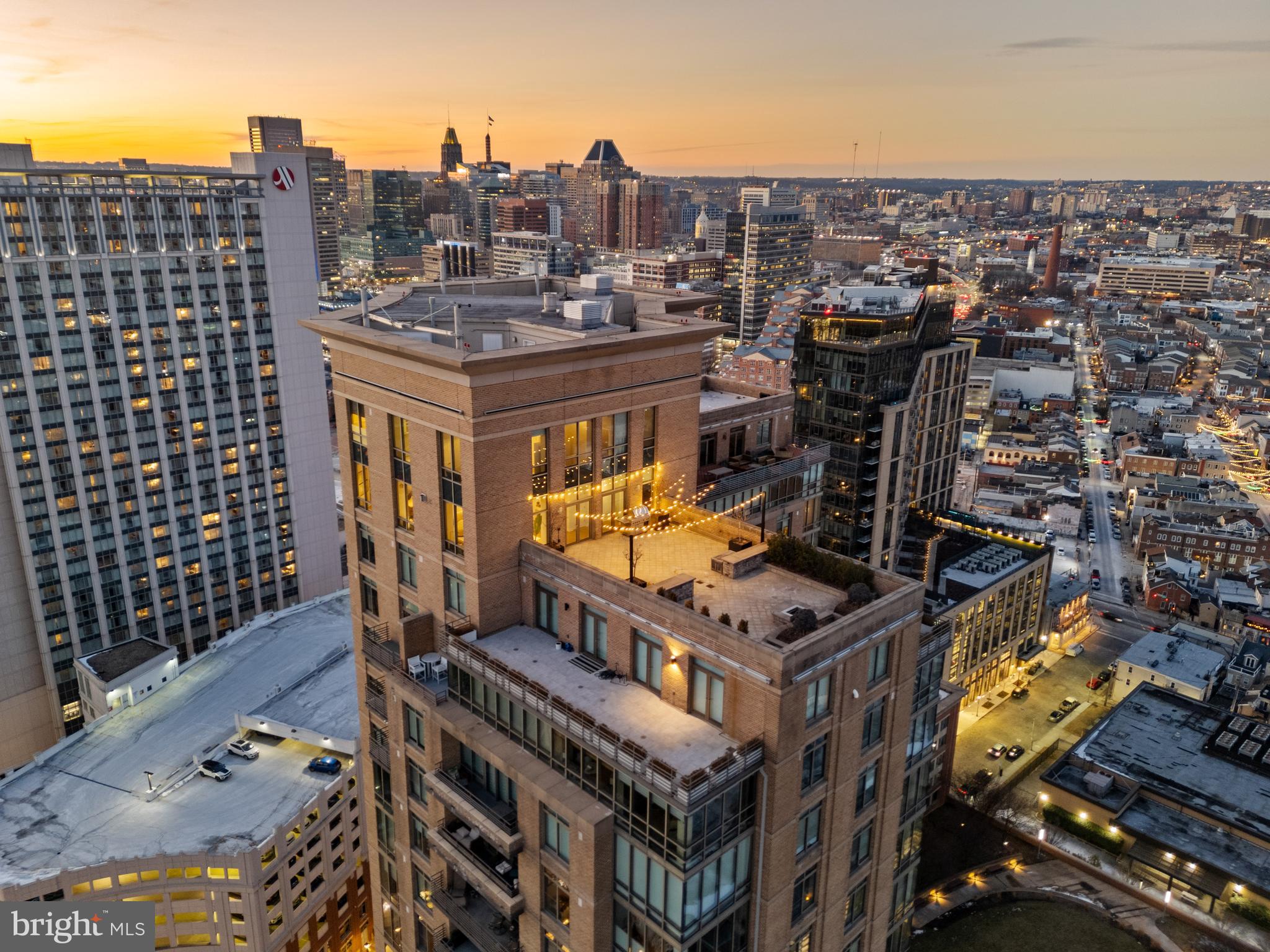 HARBOR EAST - Residential