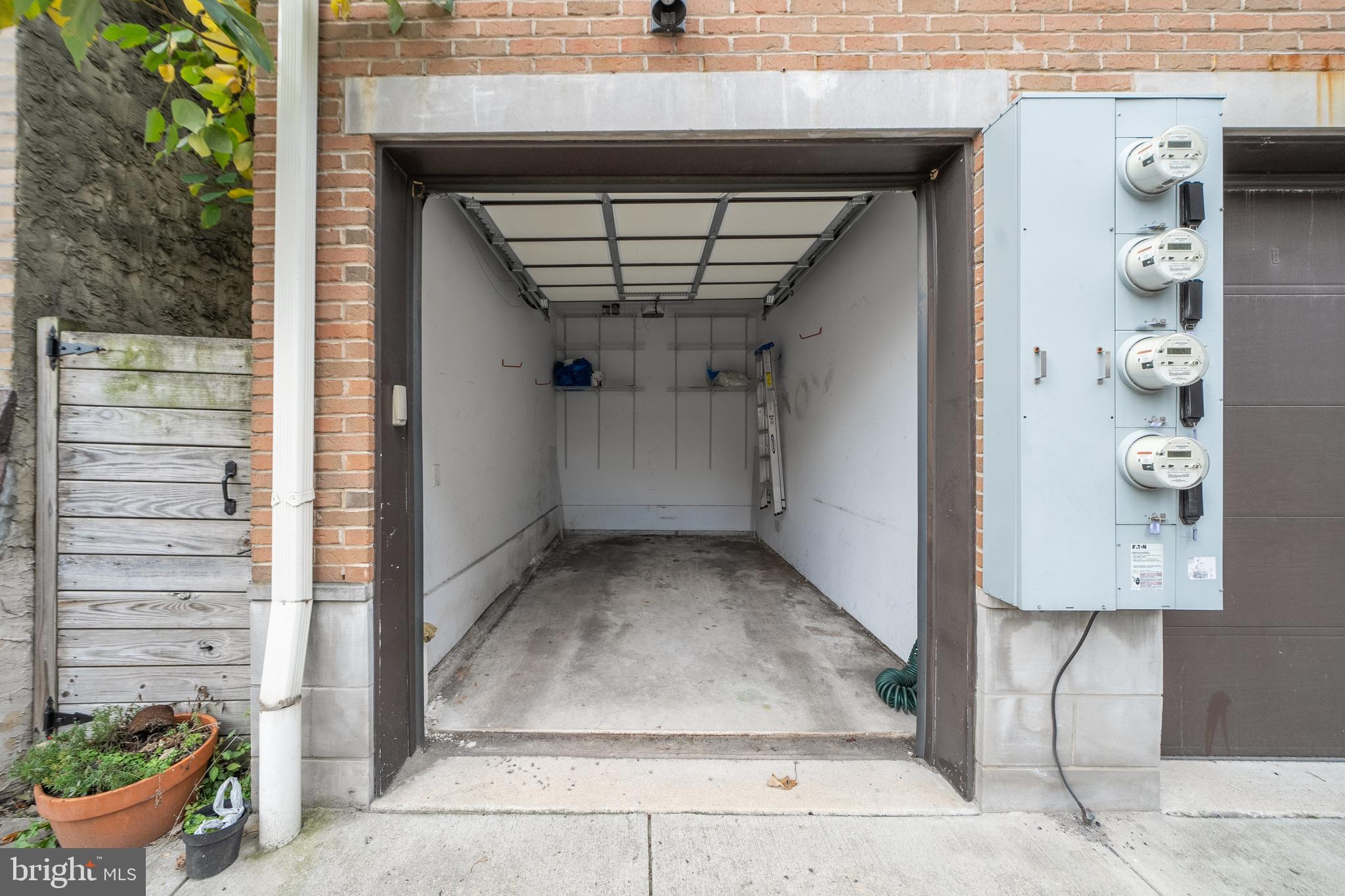 GRADUATE HOSPITAL - Residential