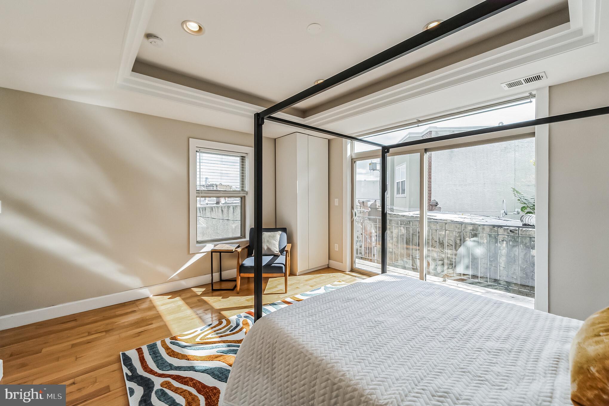 GRADUATE HOSPITAL - Residential