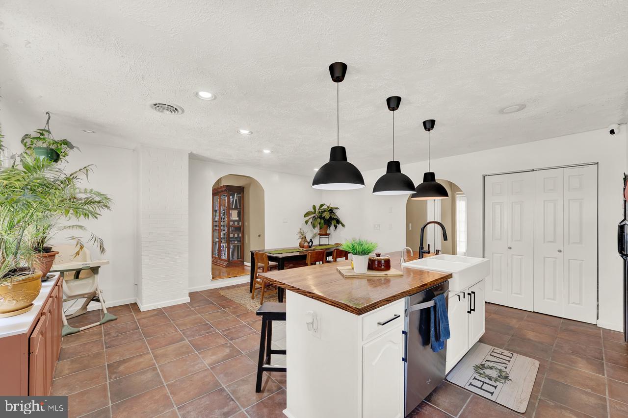 TUSCAWILLA HILLS - Residential