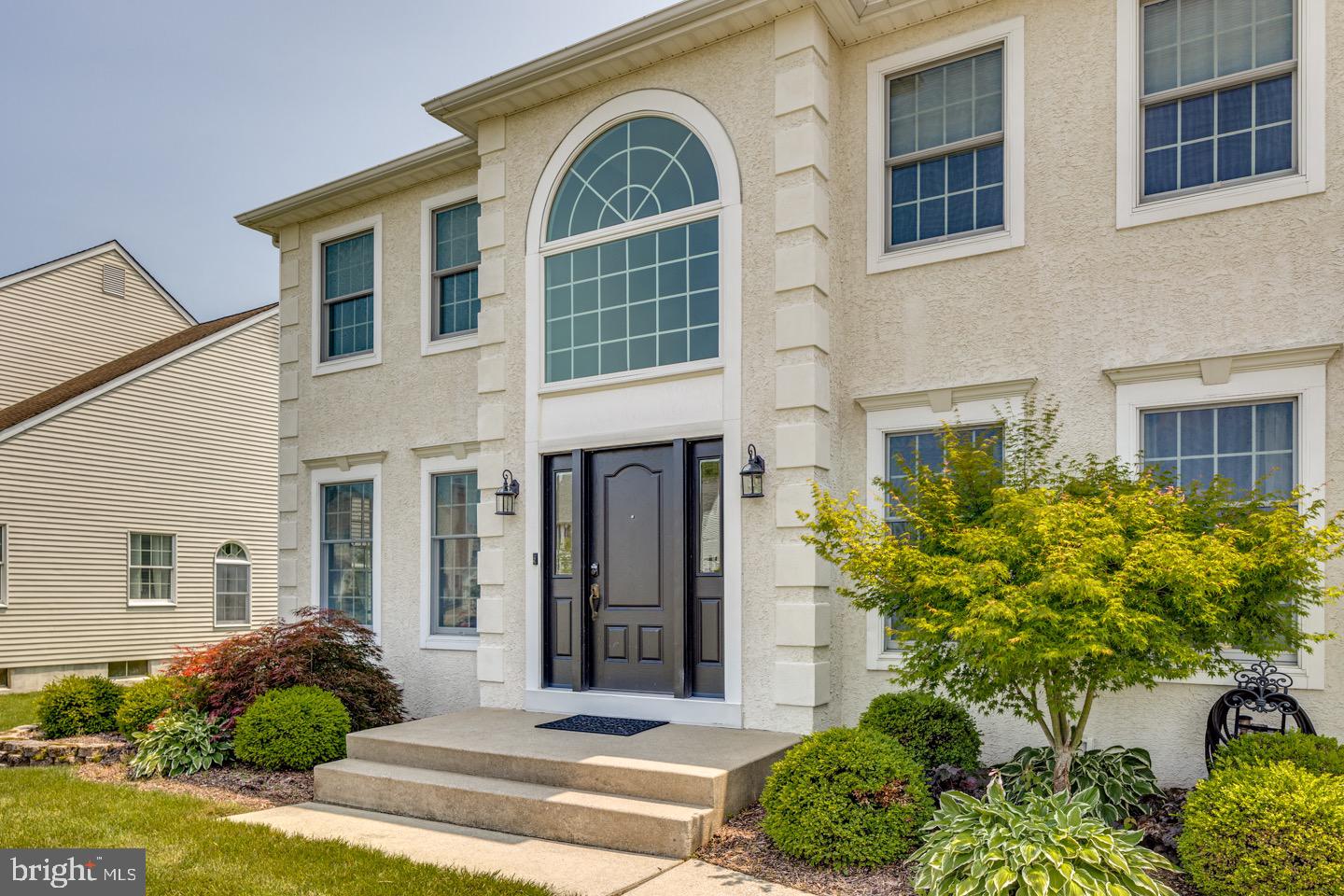 33 OLD REPUBLIC LANE