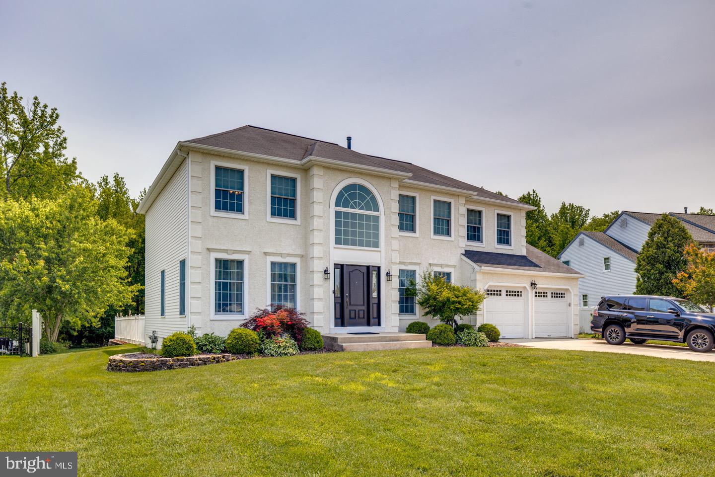 33 OLD REPUBLIC LANE