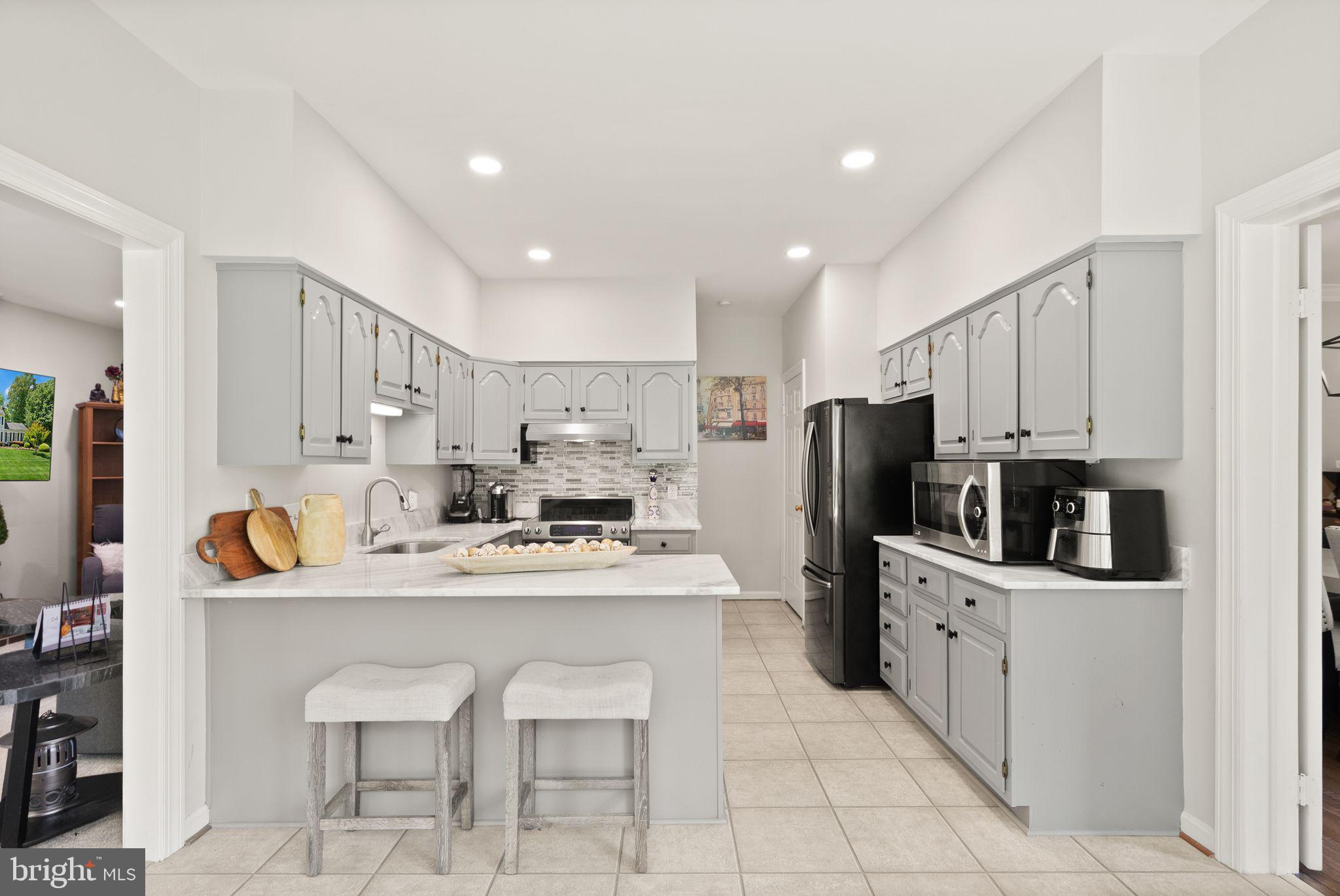DONOVANS NINE - Residential