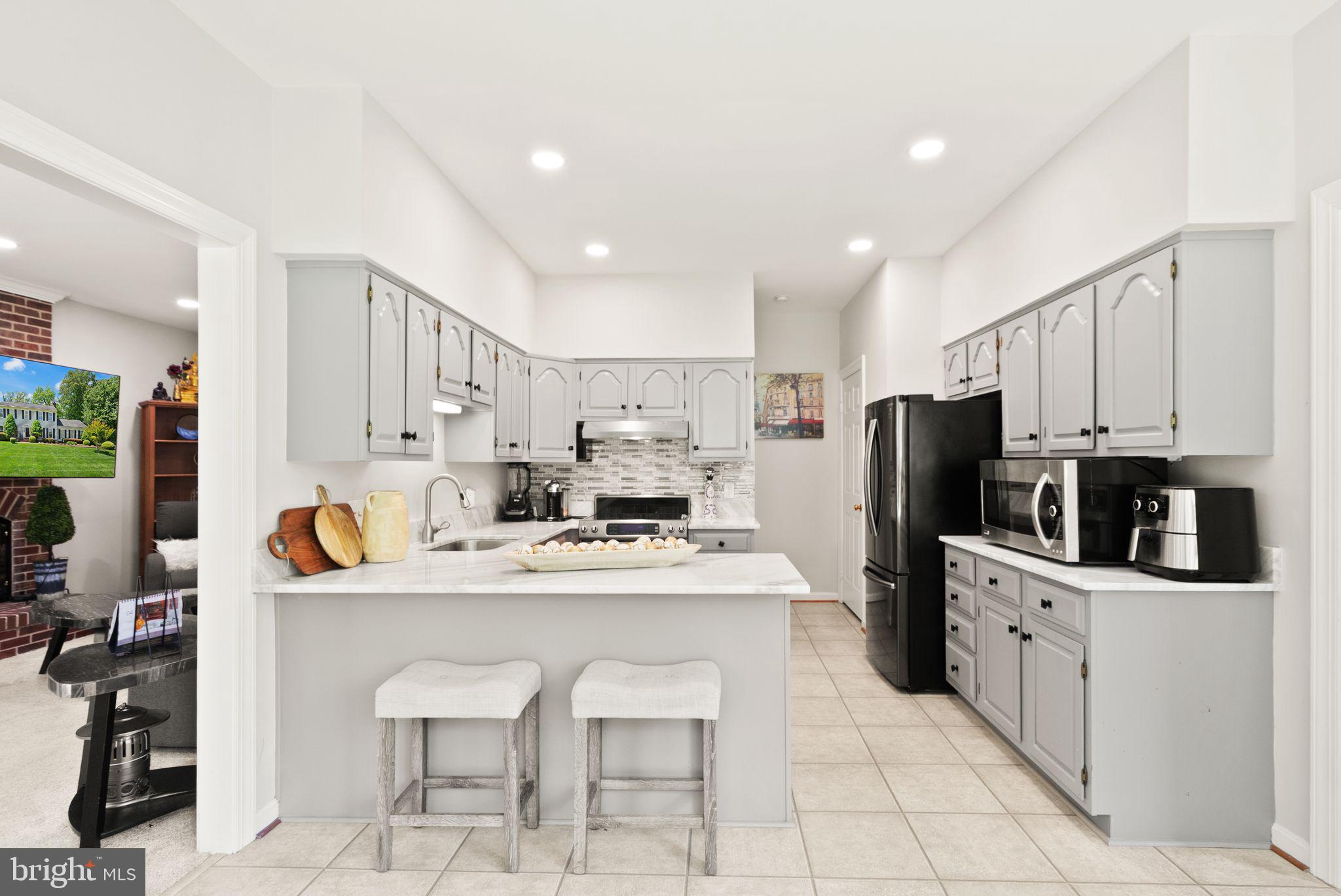 DONOVANS NINE - Residential