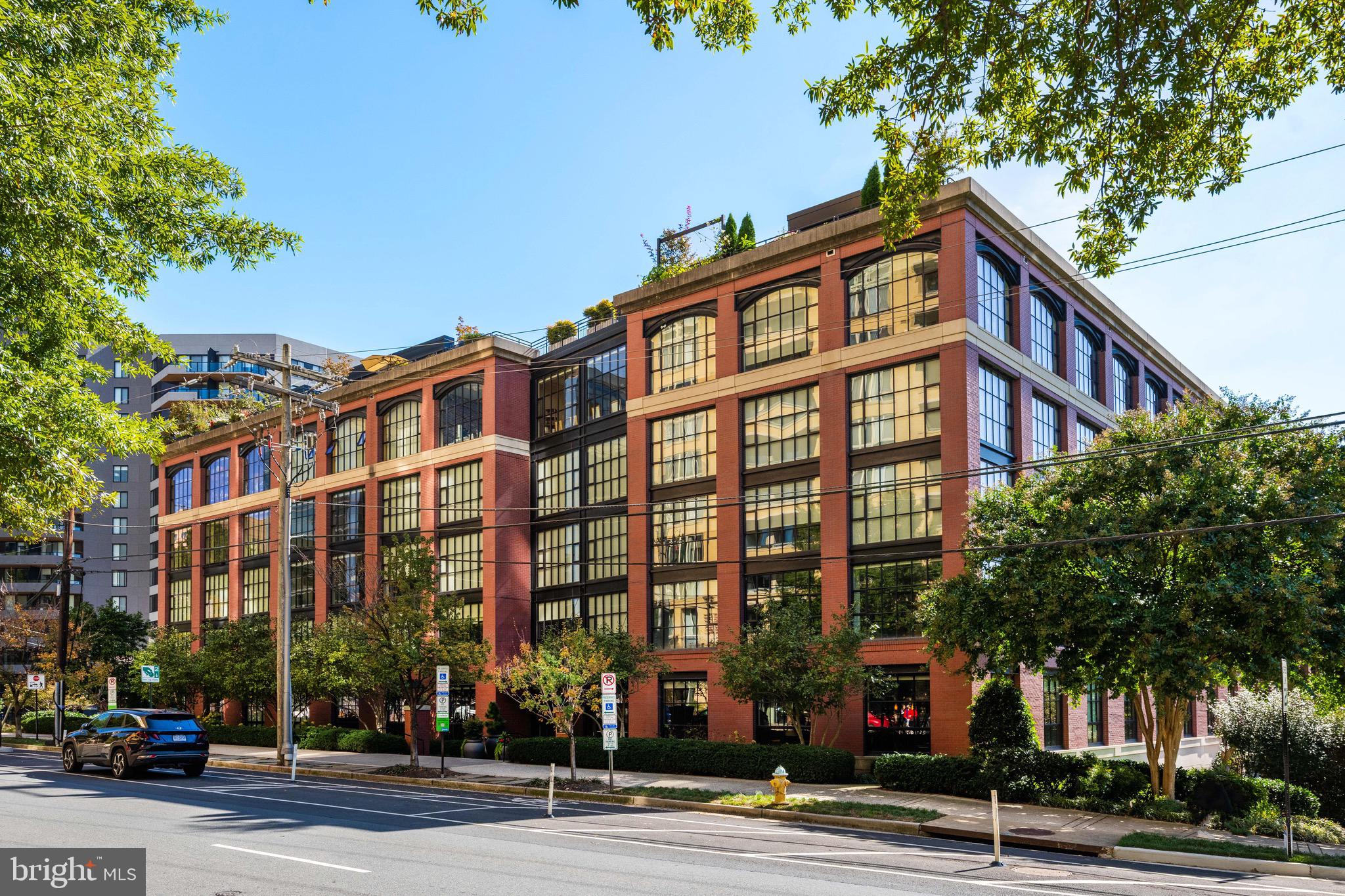 1600 CLARENDON BOULEVARD W407