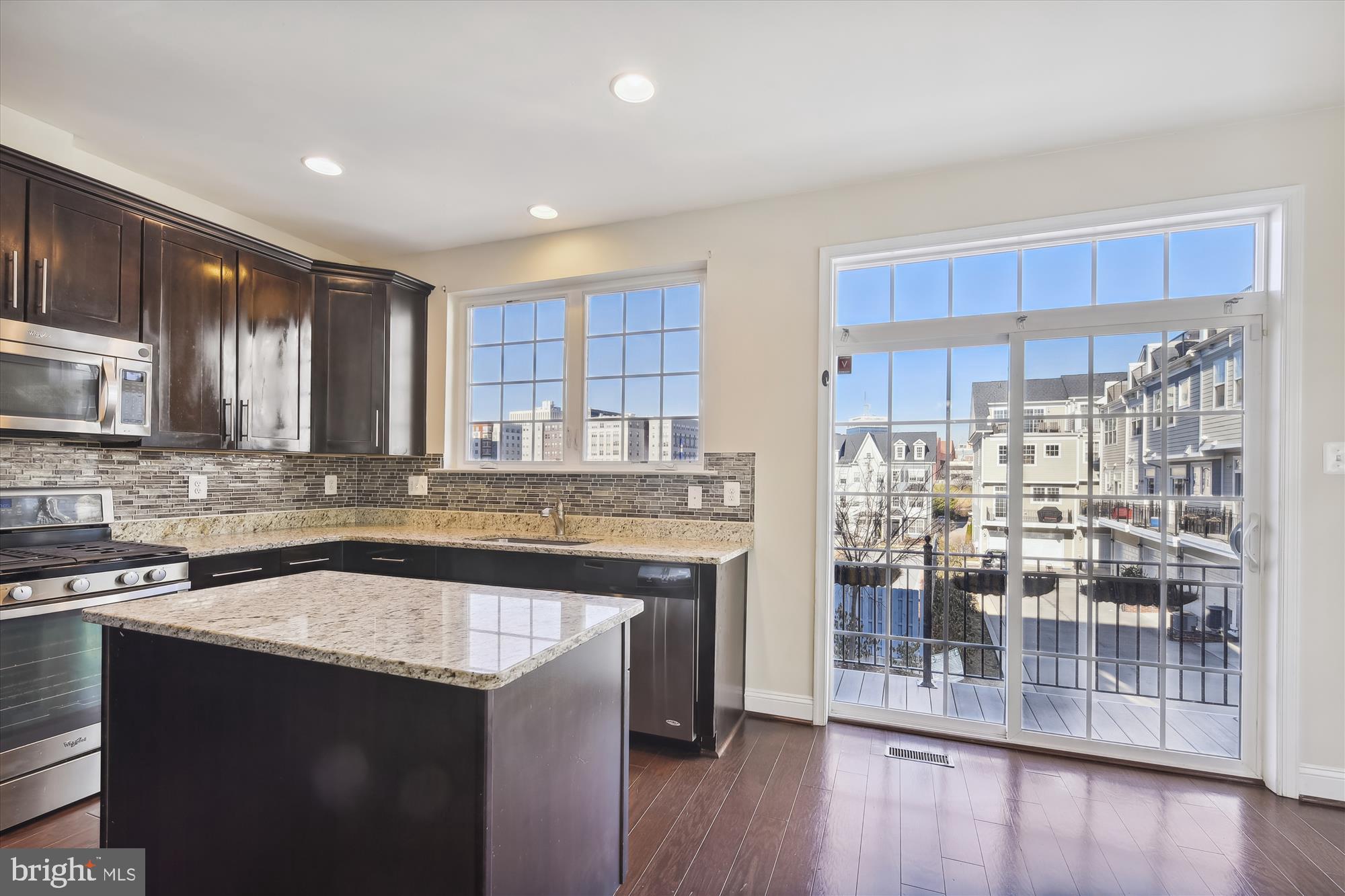 TOWSON GREEN - Residential Lease