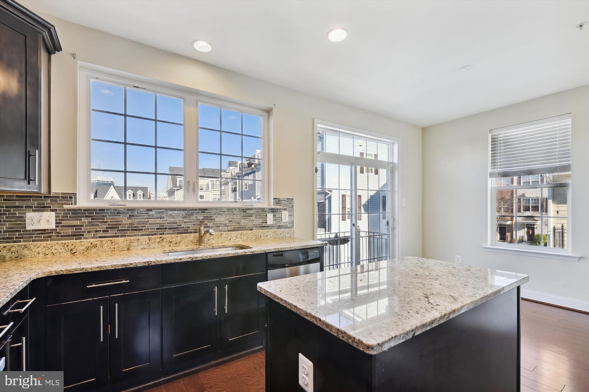 TOWSON GREEN - Residential Lease