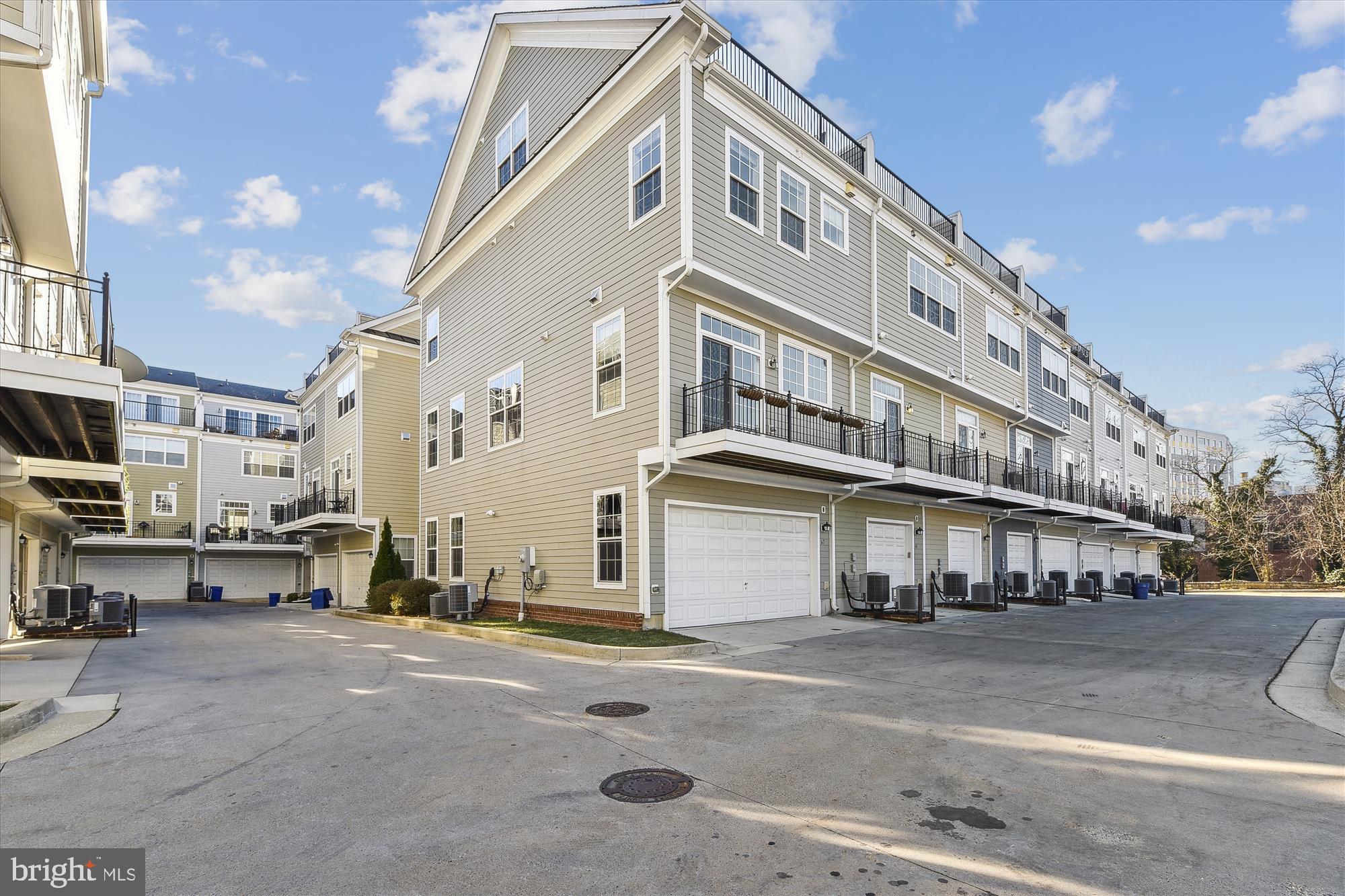 TOWSON GREEN - Residential Lease