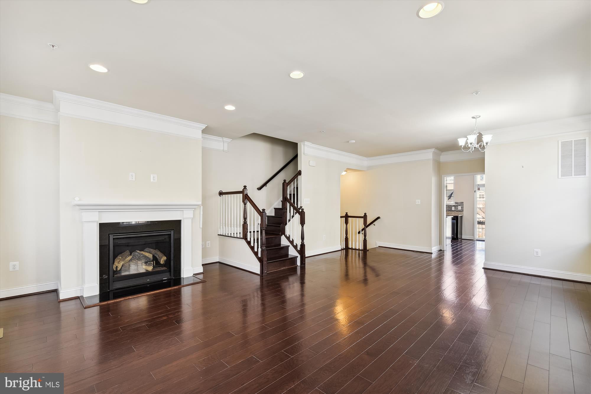 TOWSON GREEN - Residential Lease