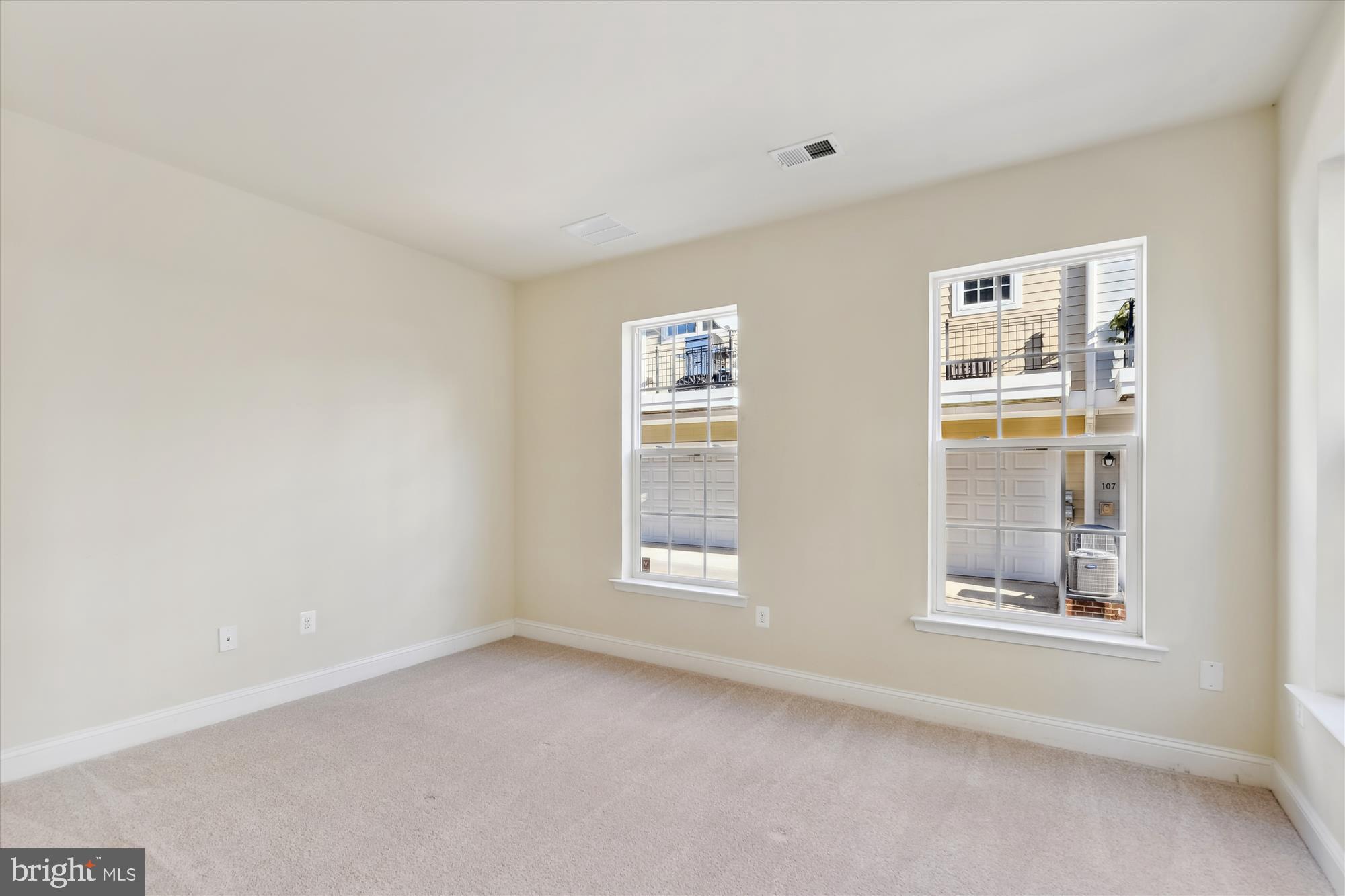 TOWSON GREEN - Residential Lease