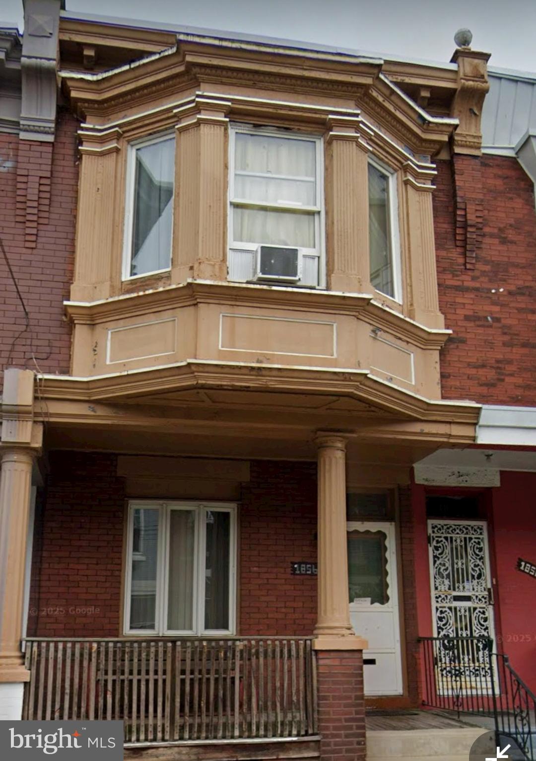 STRAWBERRY MANSION - Residential