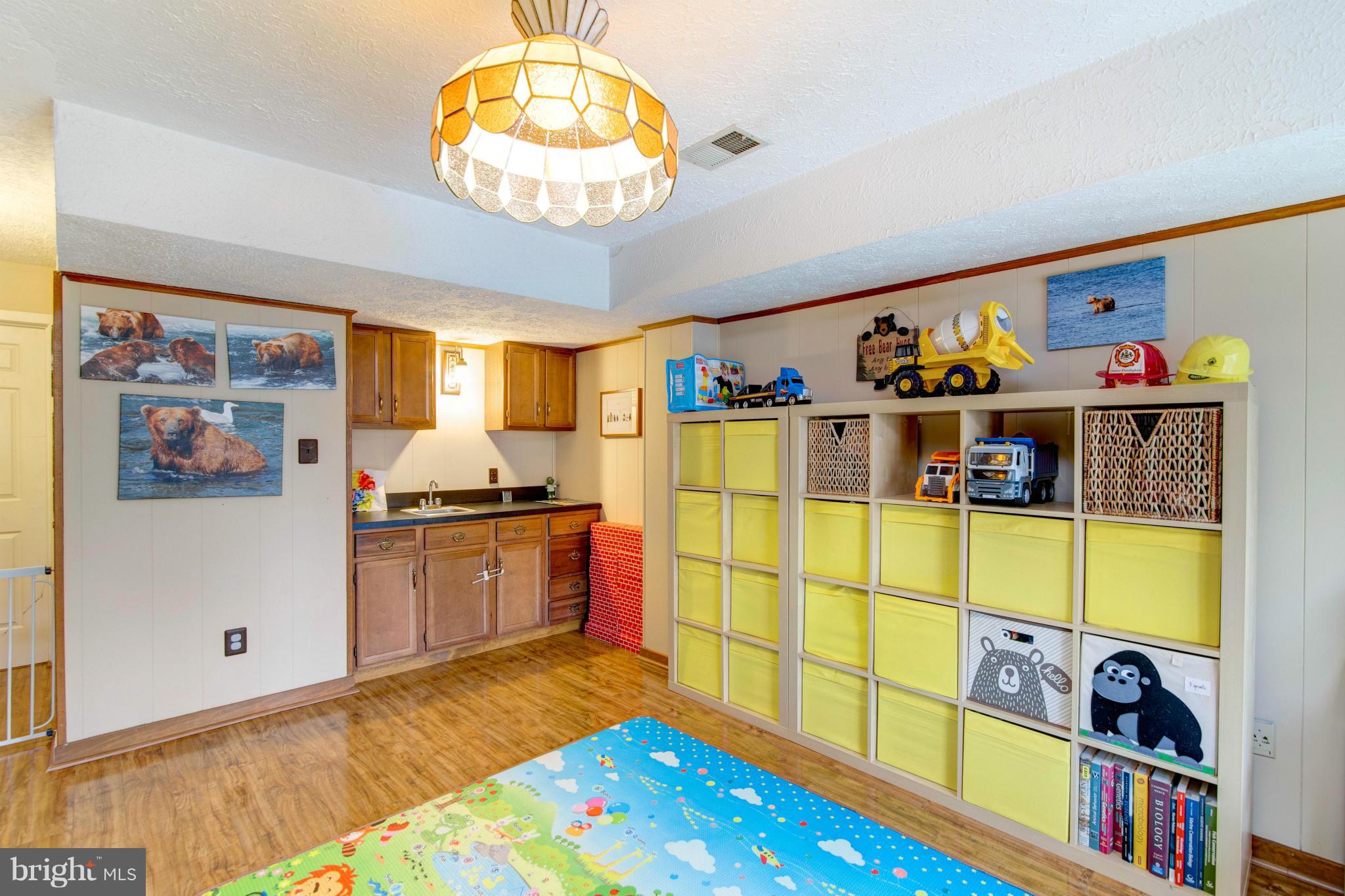 DEER RUN CROSSING - Residential