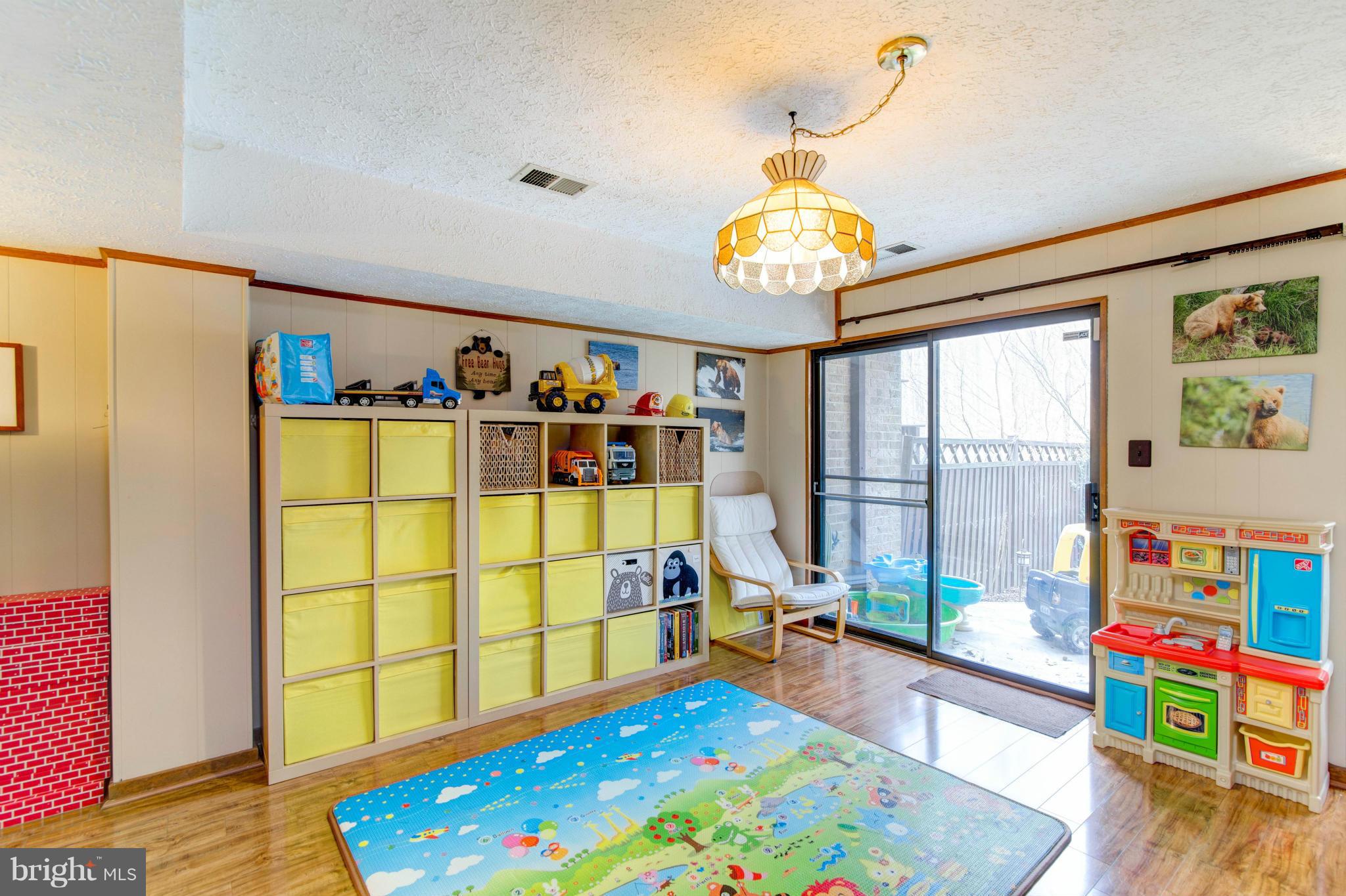 DEER RUN CROSSING - Residential