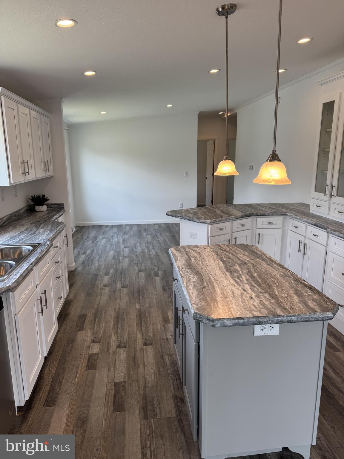 SHADOWSTONE VILLAGE - Residential