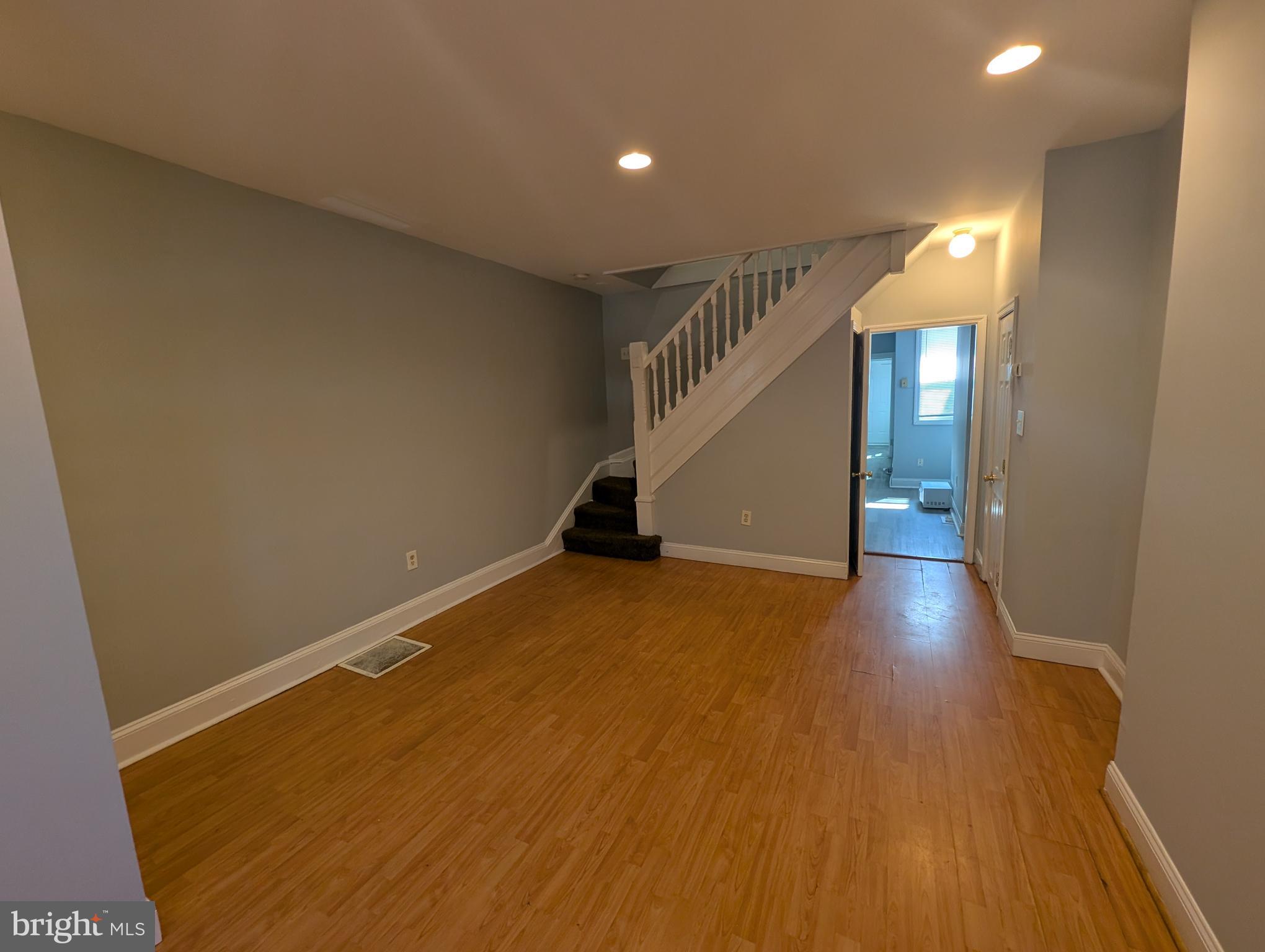 OLIVER - Residential