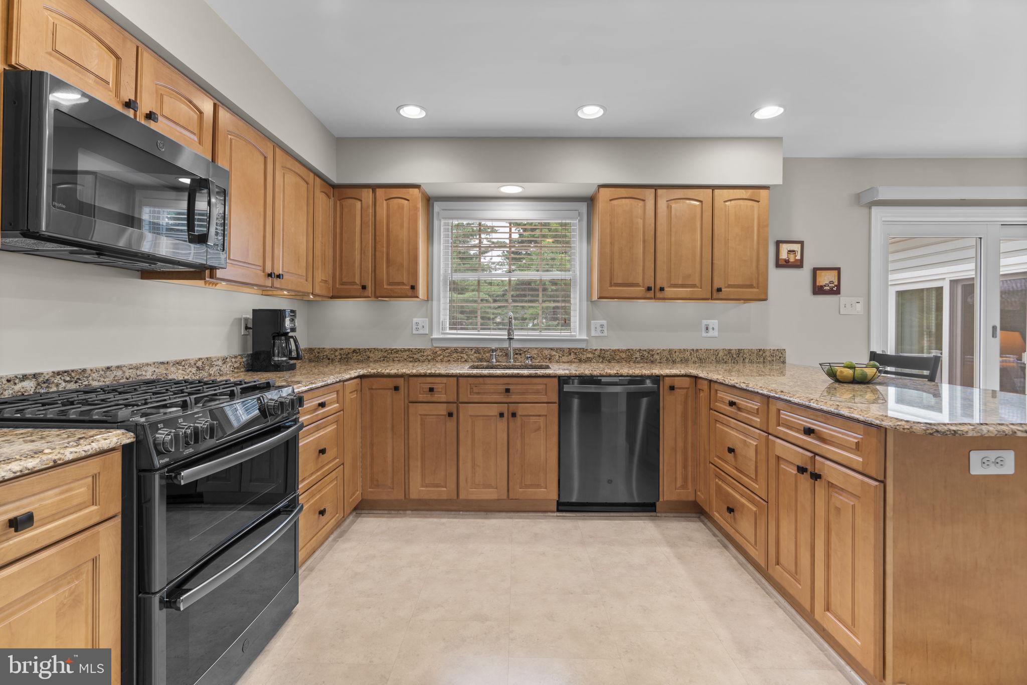 2859 COUNTRY LANE