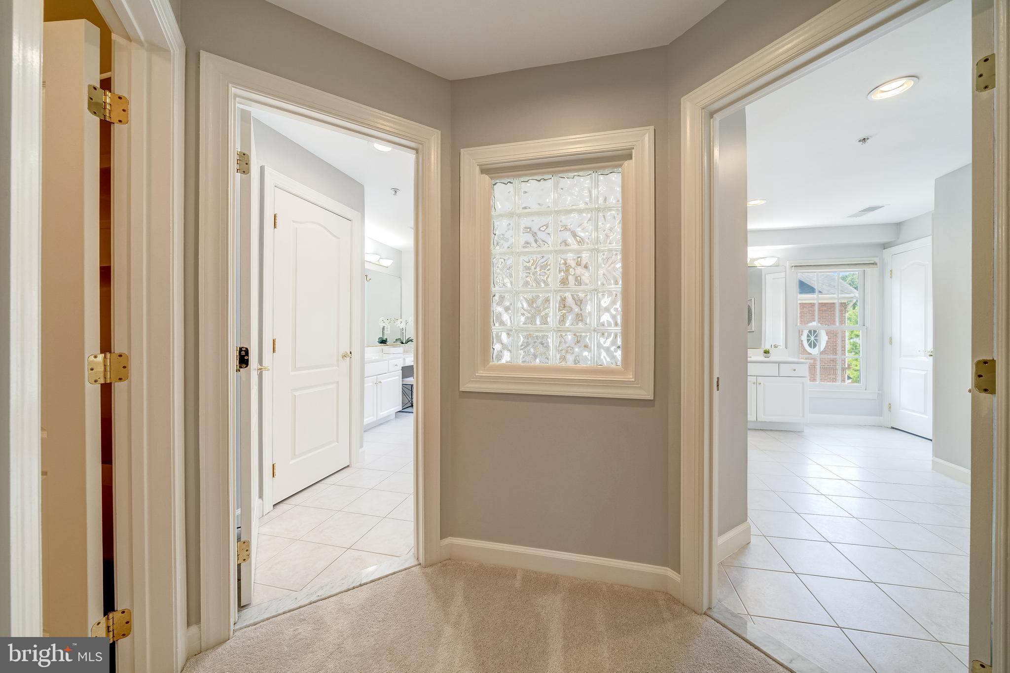 HUNTING RIDGE - Residential