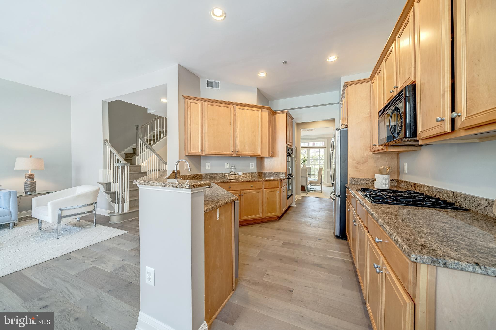 HUNTING RIDGE - Residential