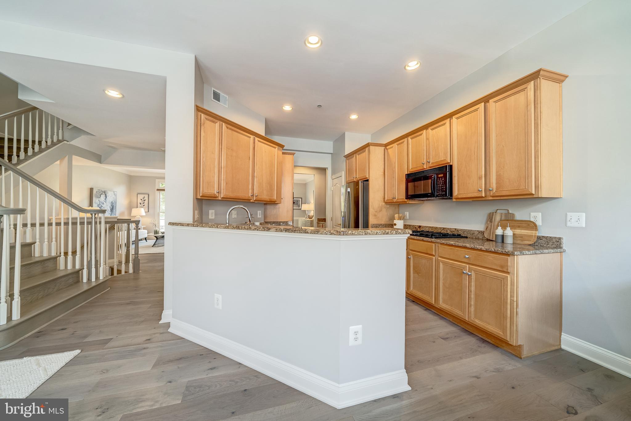 HUNTING RIDGE - Residential