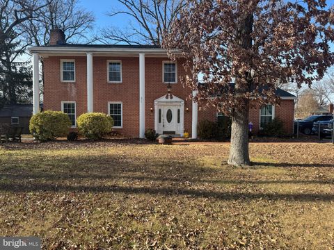 8046 JUMPERS HOLE ROAD PASADENA MD 21122